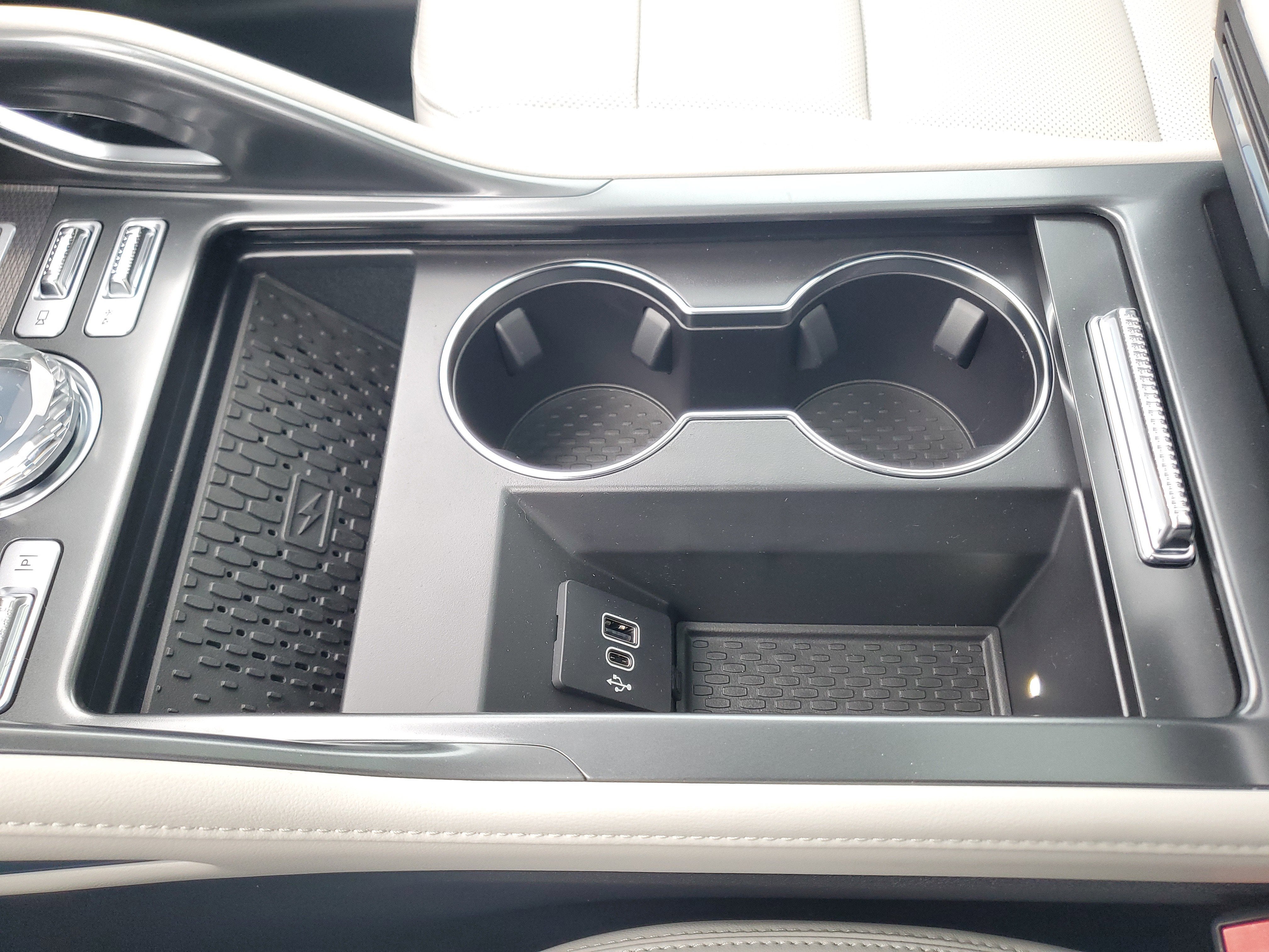 2026 Lincoln Nautilus Premiere Hybrid