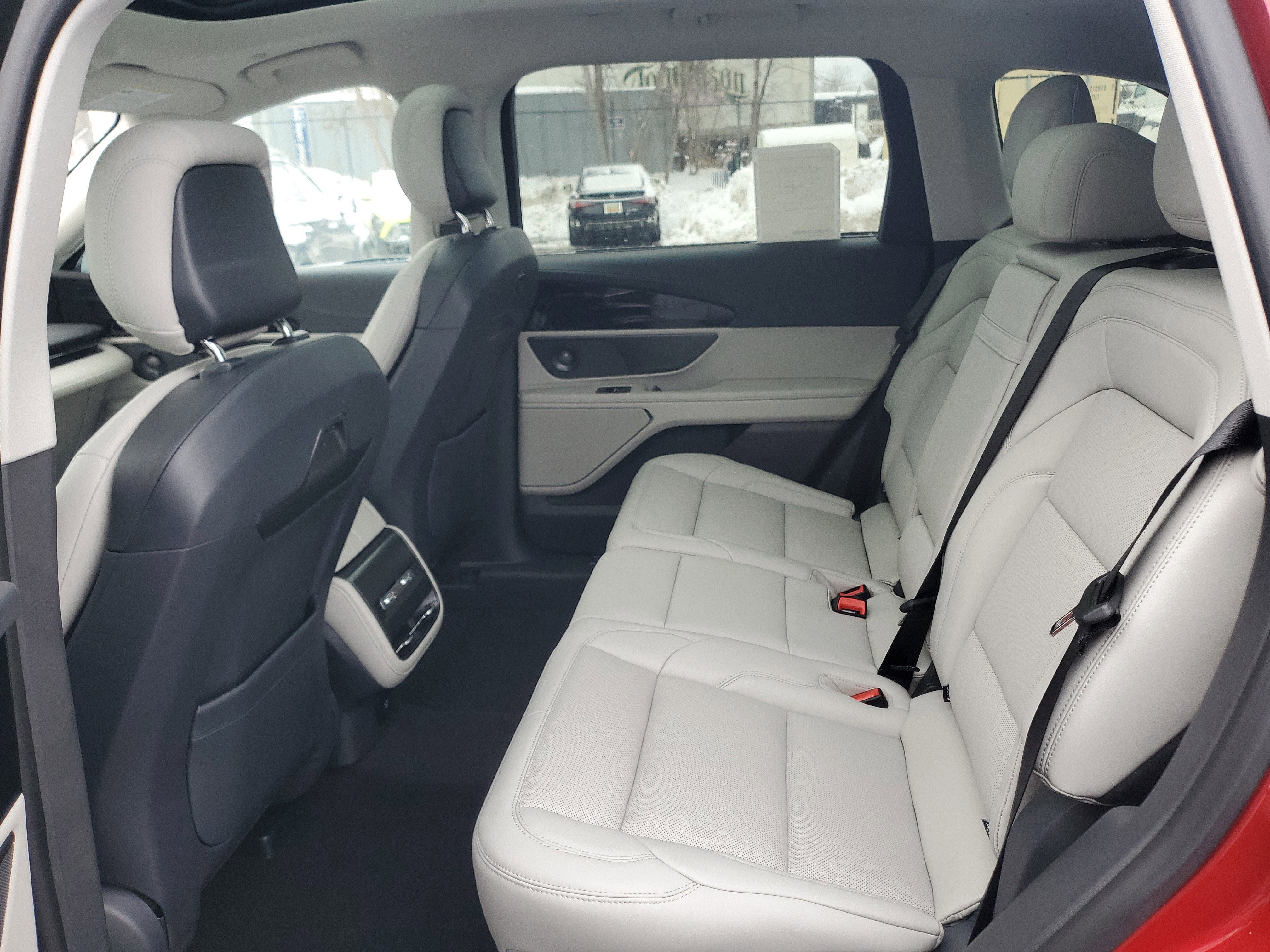 2026 Lincoln Nautilus Premiere Hybrid