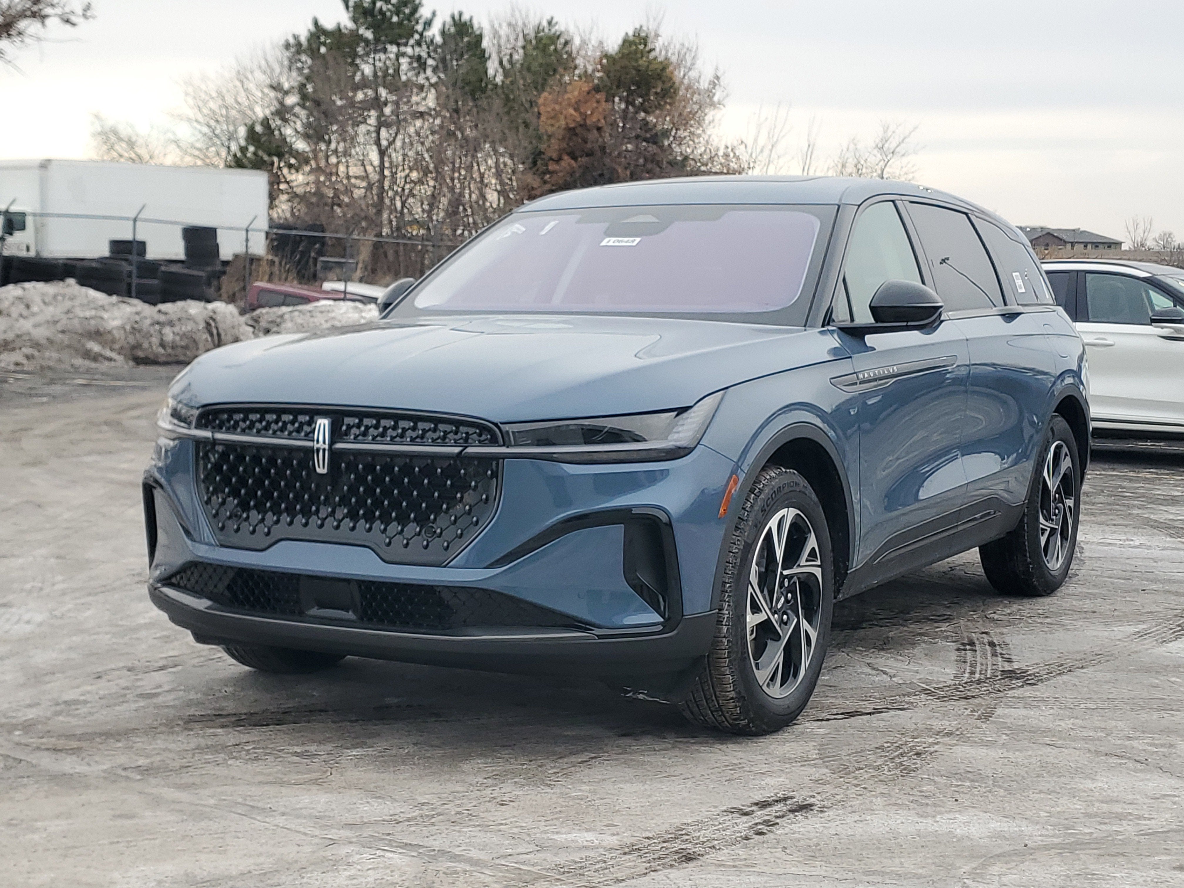 2026 Lincoln Nautilus Premiere Hybrid