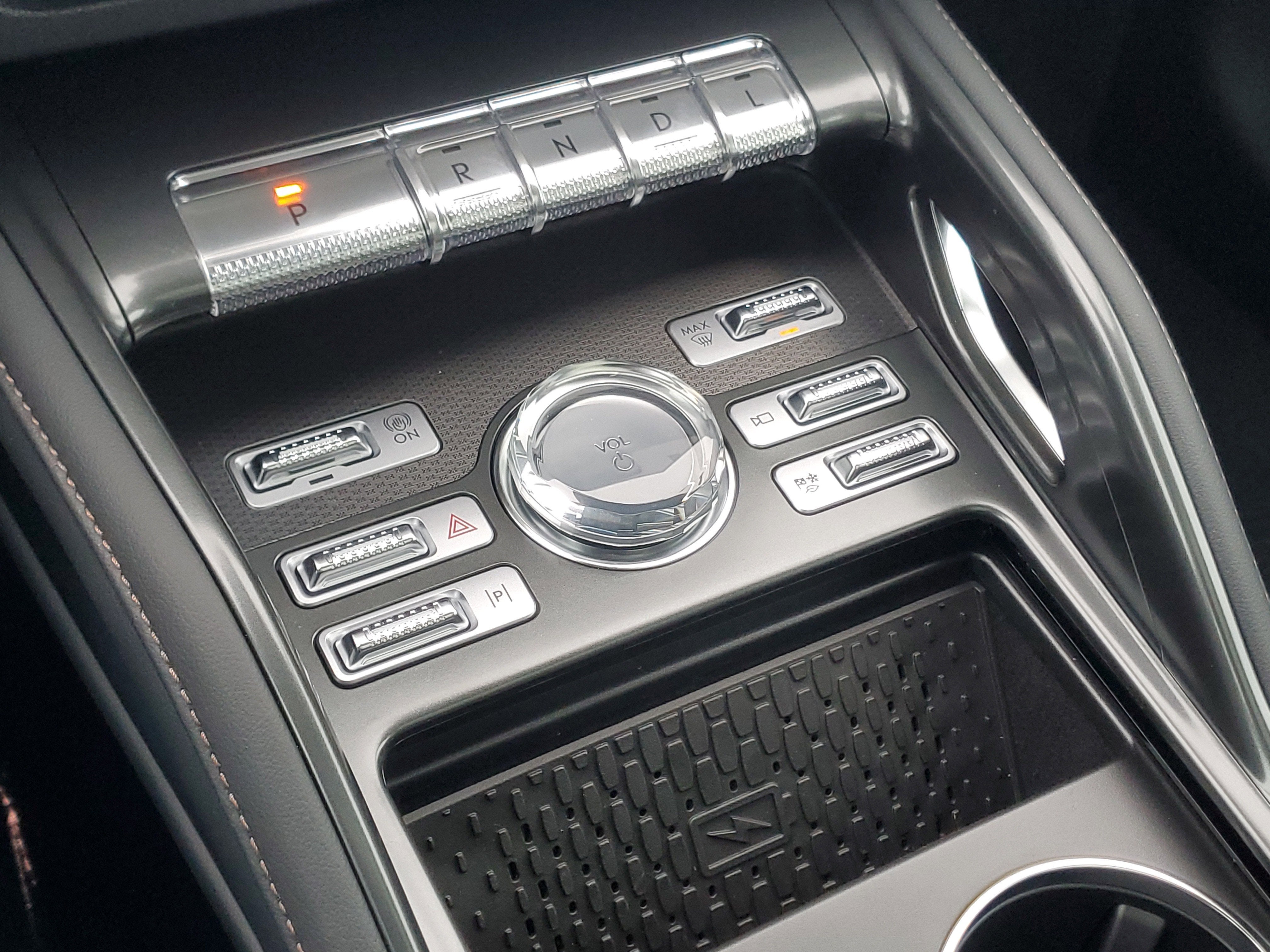 2026 Lincoln Nautilus Premiere Hybrid