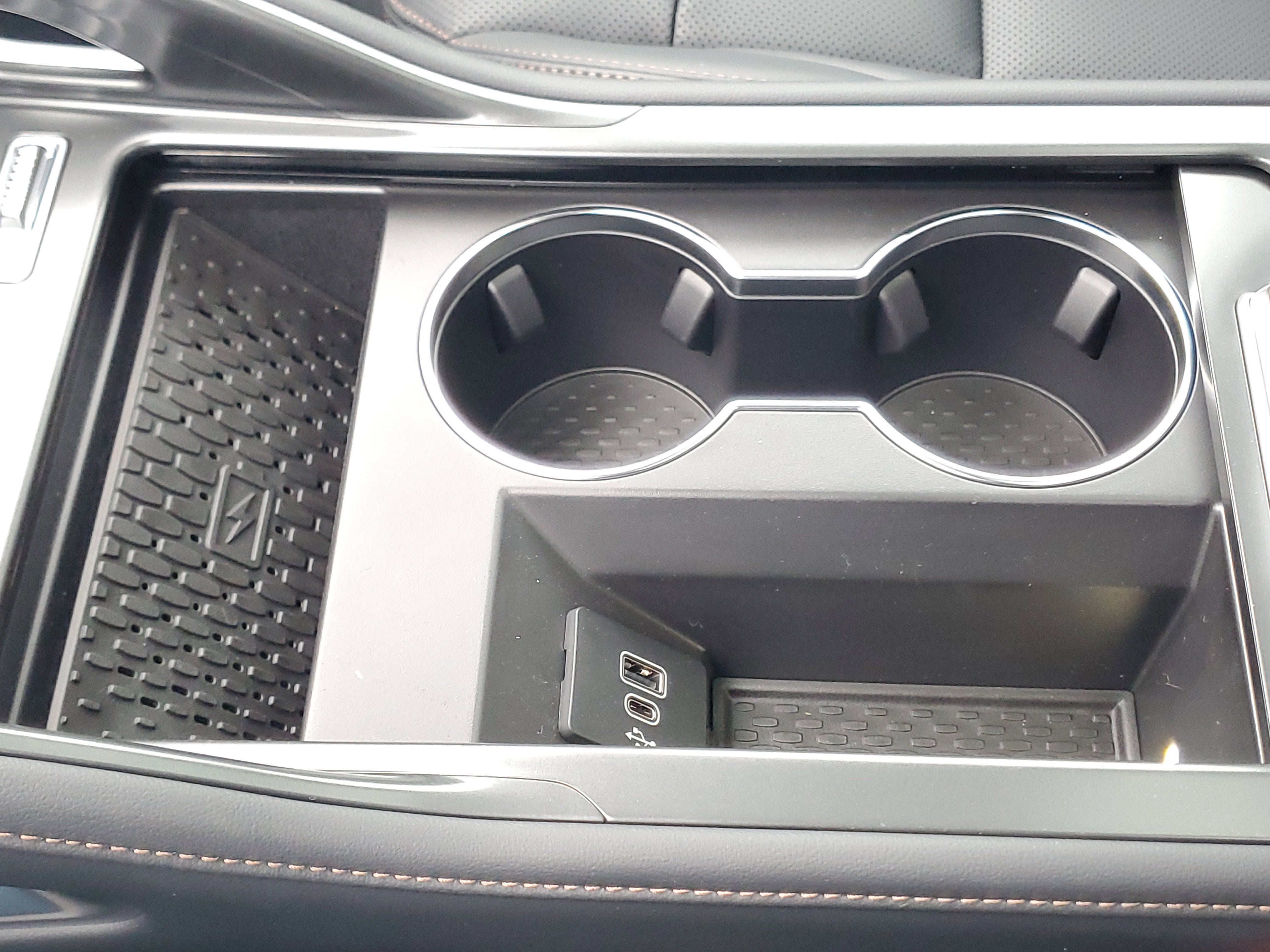 2026 Lincoln Nautilus Premiere Hybrid