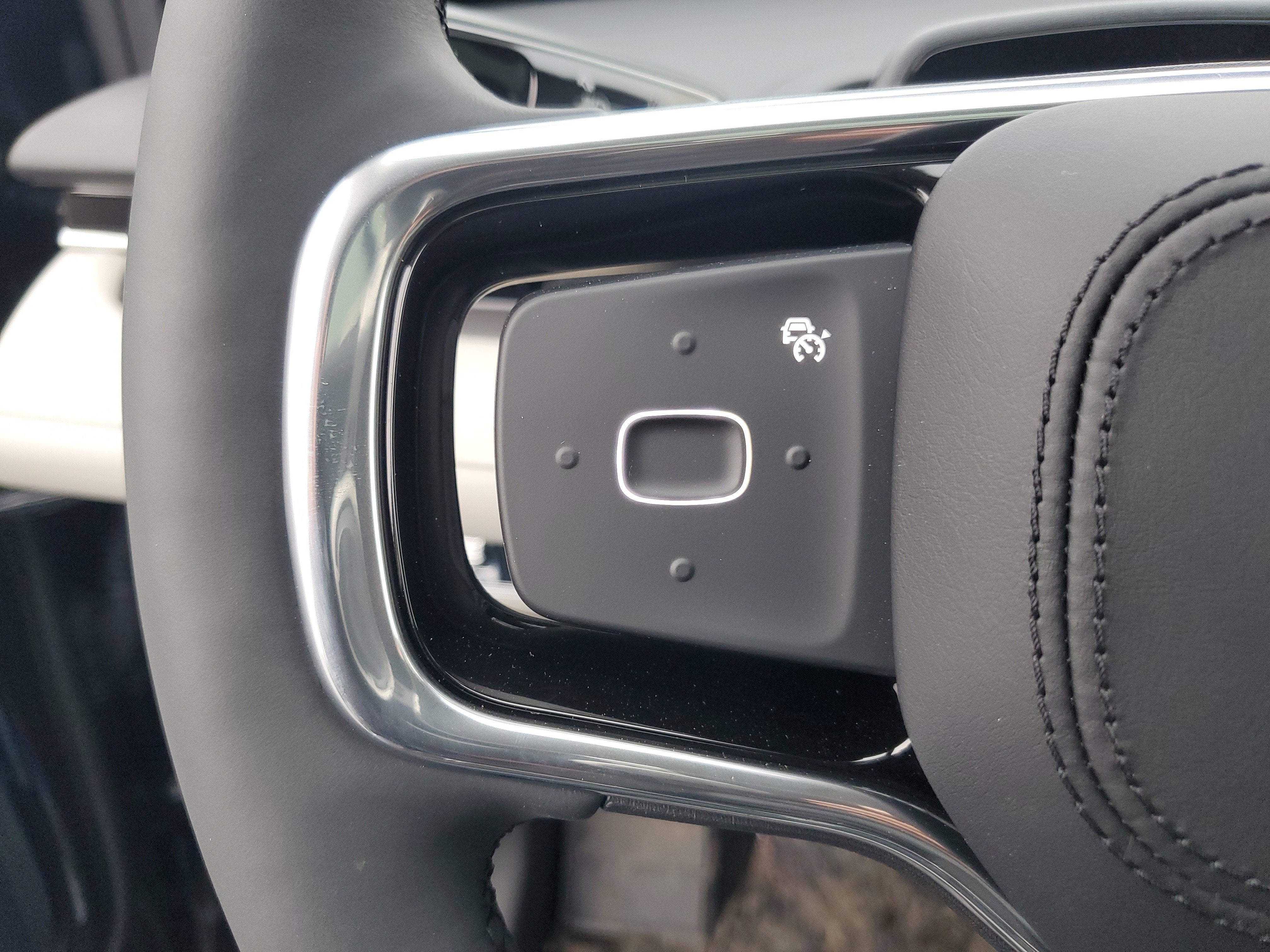 2026 Lincoln Nautilus Premiere Hybrid