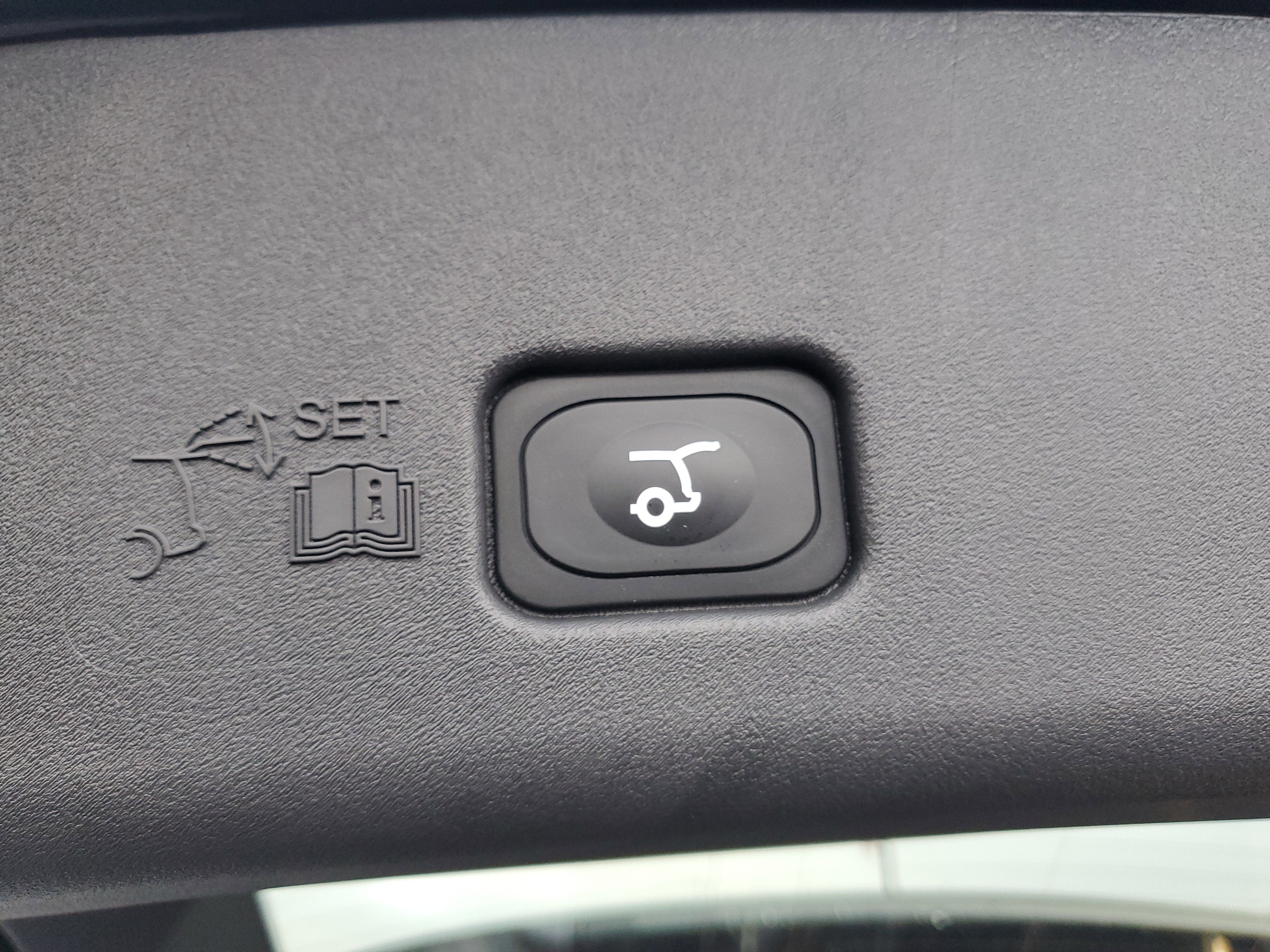 2026 Lincoln Nautilus Premiere Hybrid