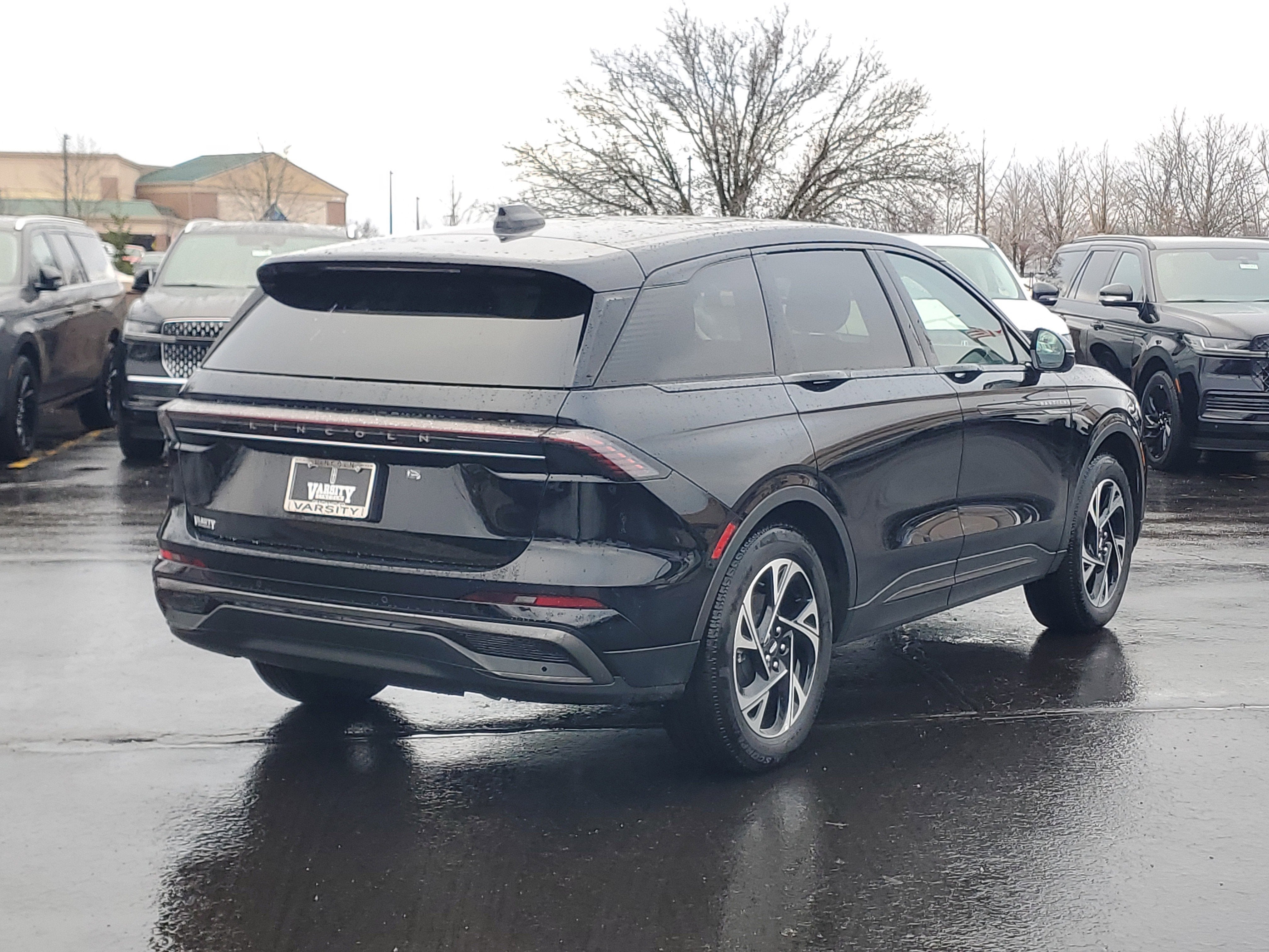 2026 Lincoln Nautilus Premiere Hybrid