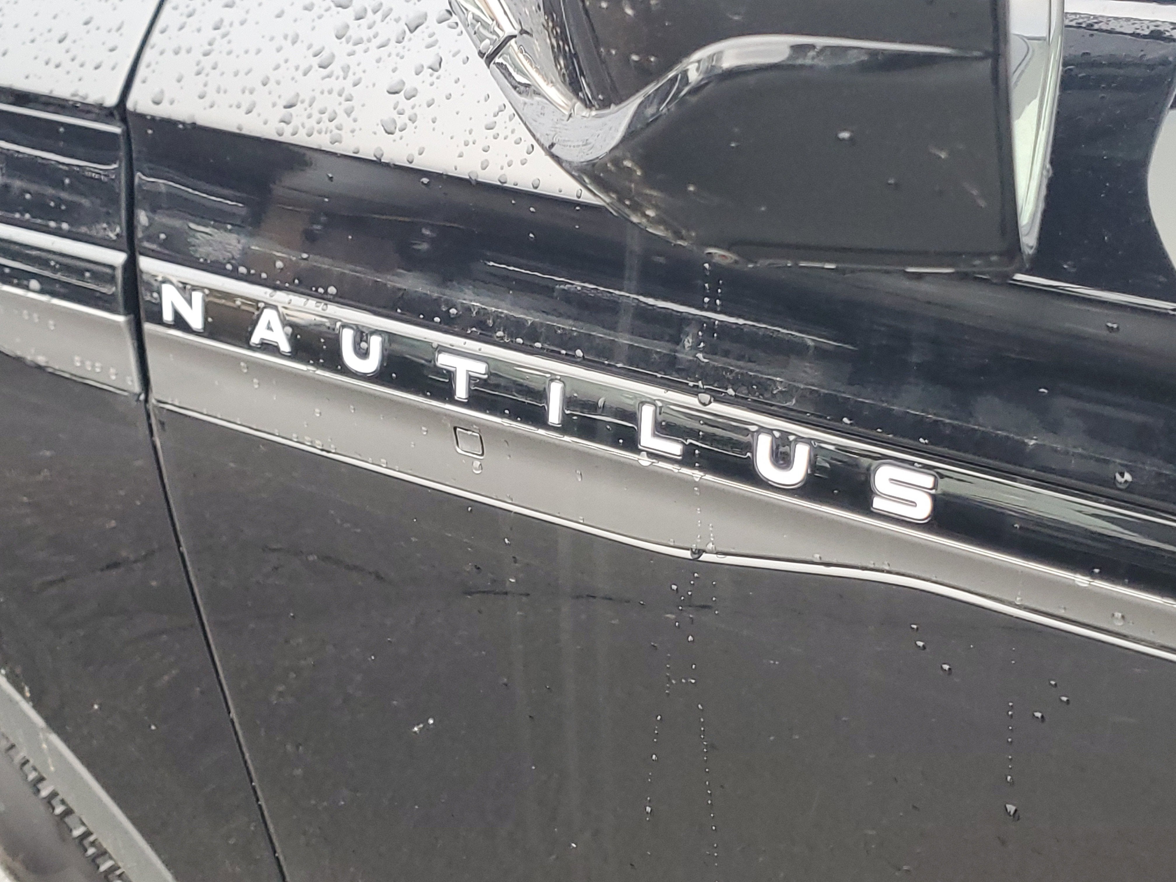 2026 Lincoln Nautilus Premiere Hybrid