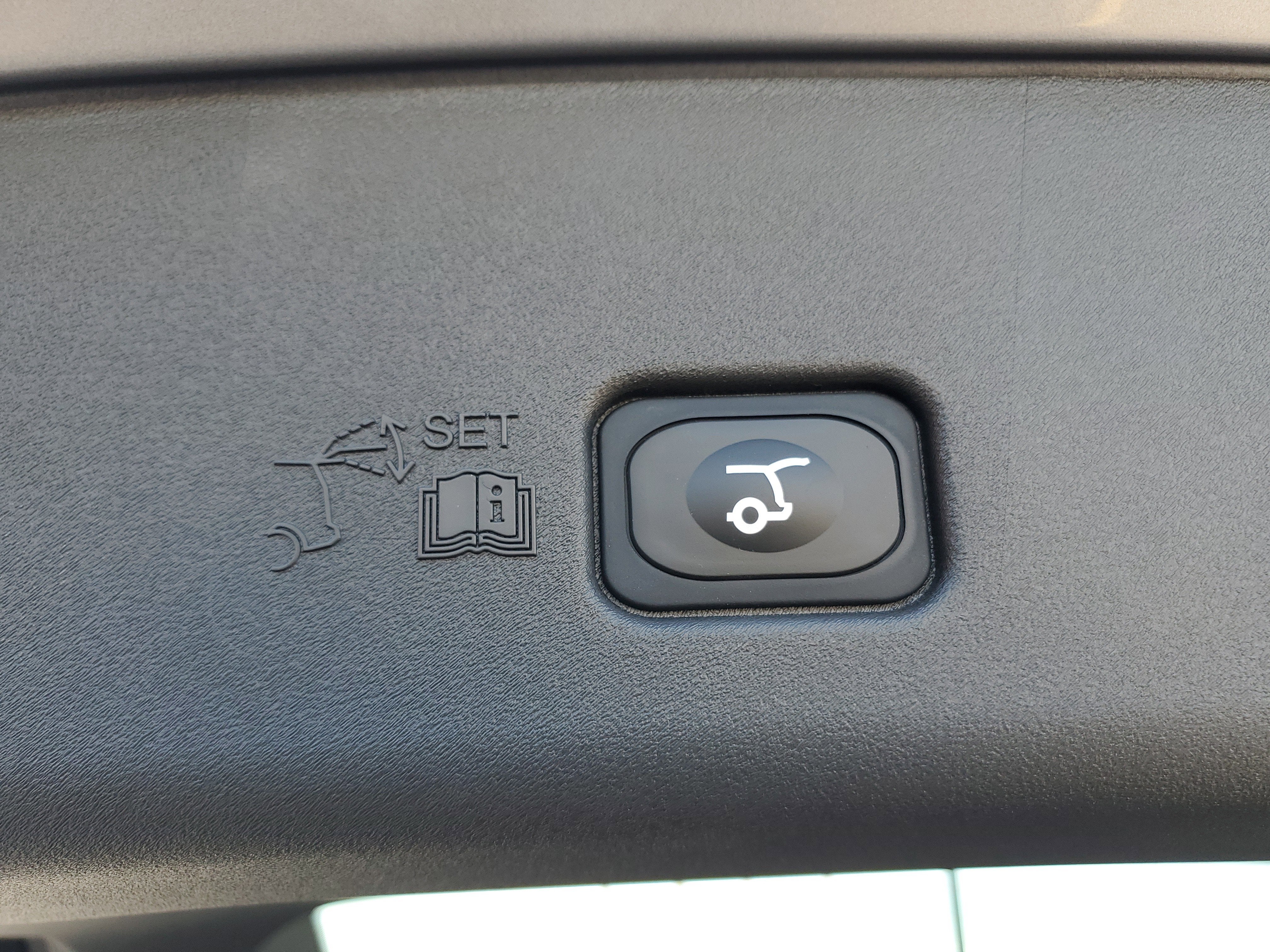 2026 Lincoln Nautilus Premiere Hybrid