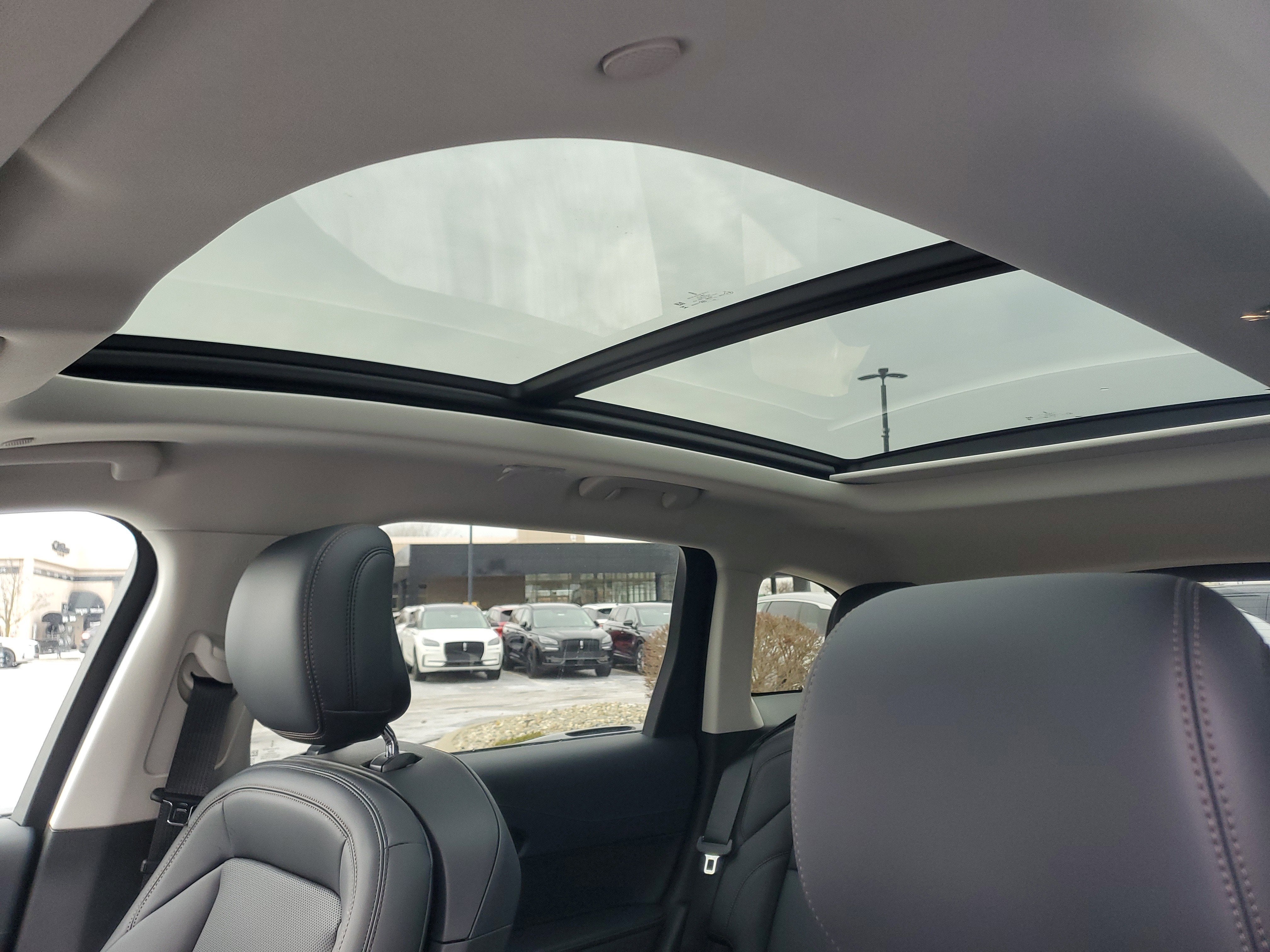 2026 Lincoln Nautilus Premiere Hybrid