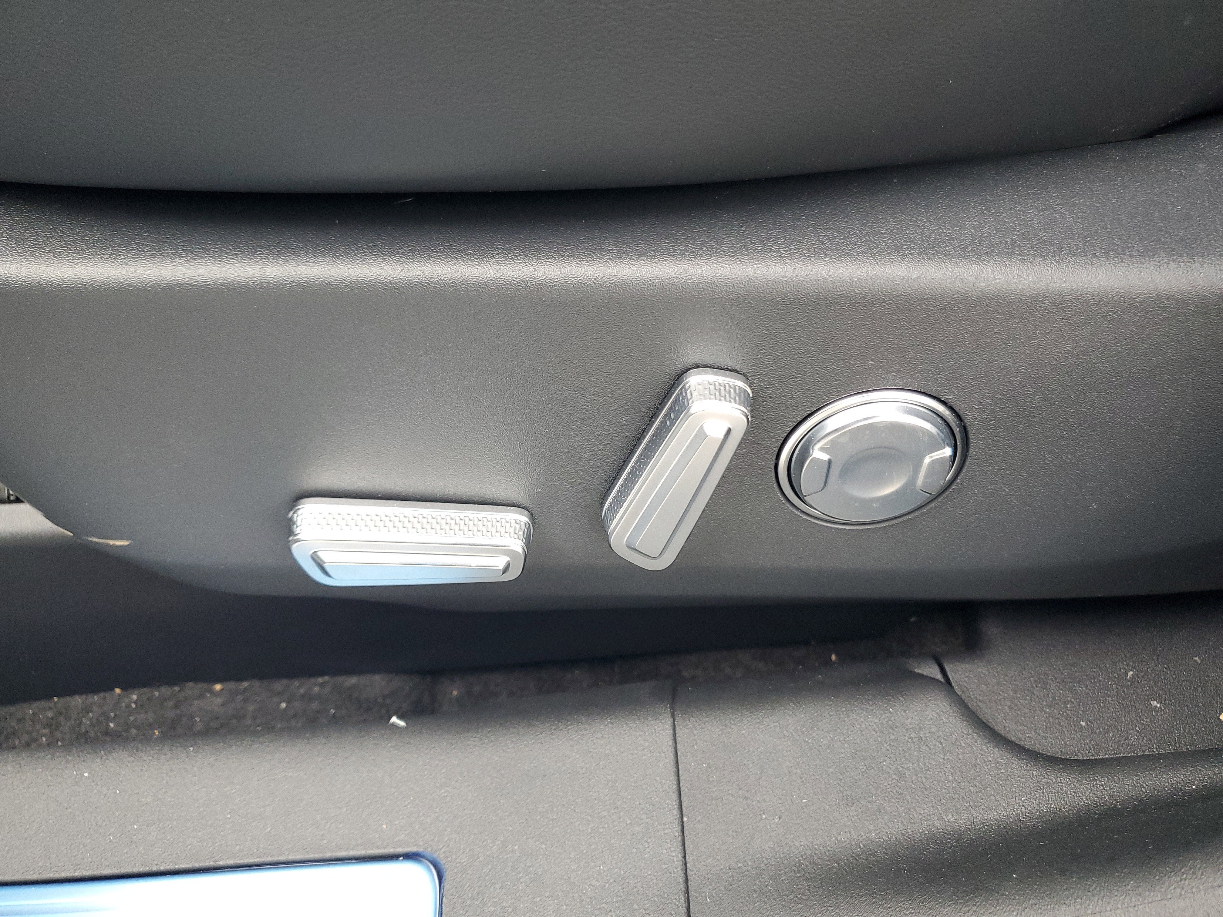 2026 Lincoln Nautilus Premiere Hybrid