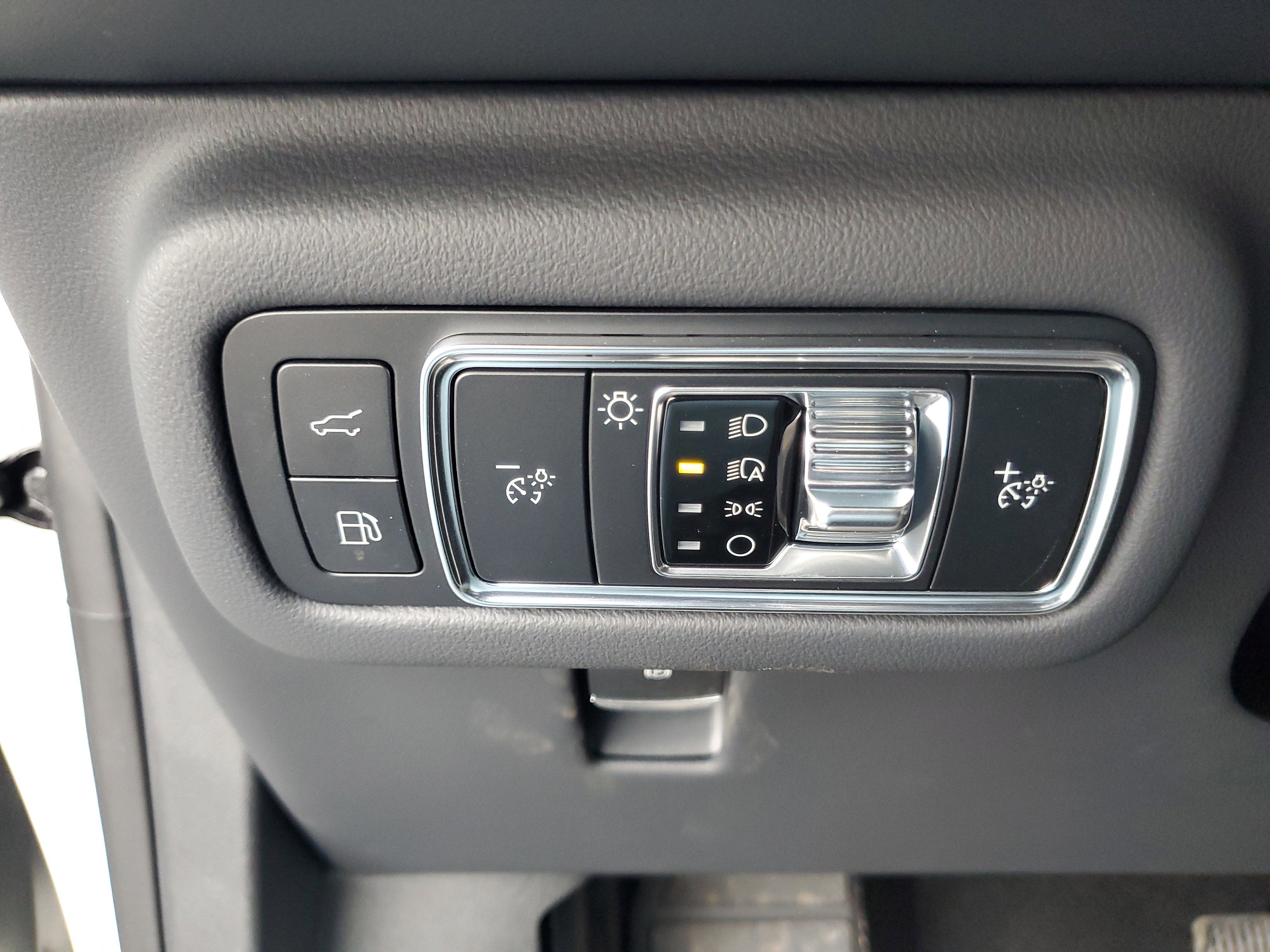 2026 Lincoln Nautilus Premiere Hybrid