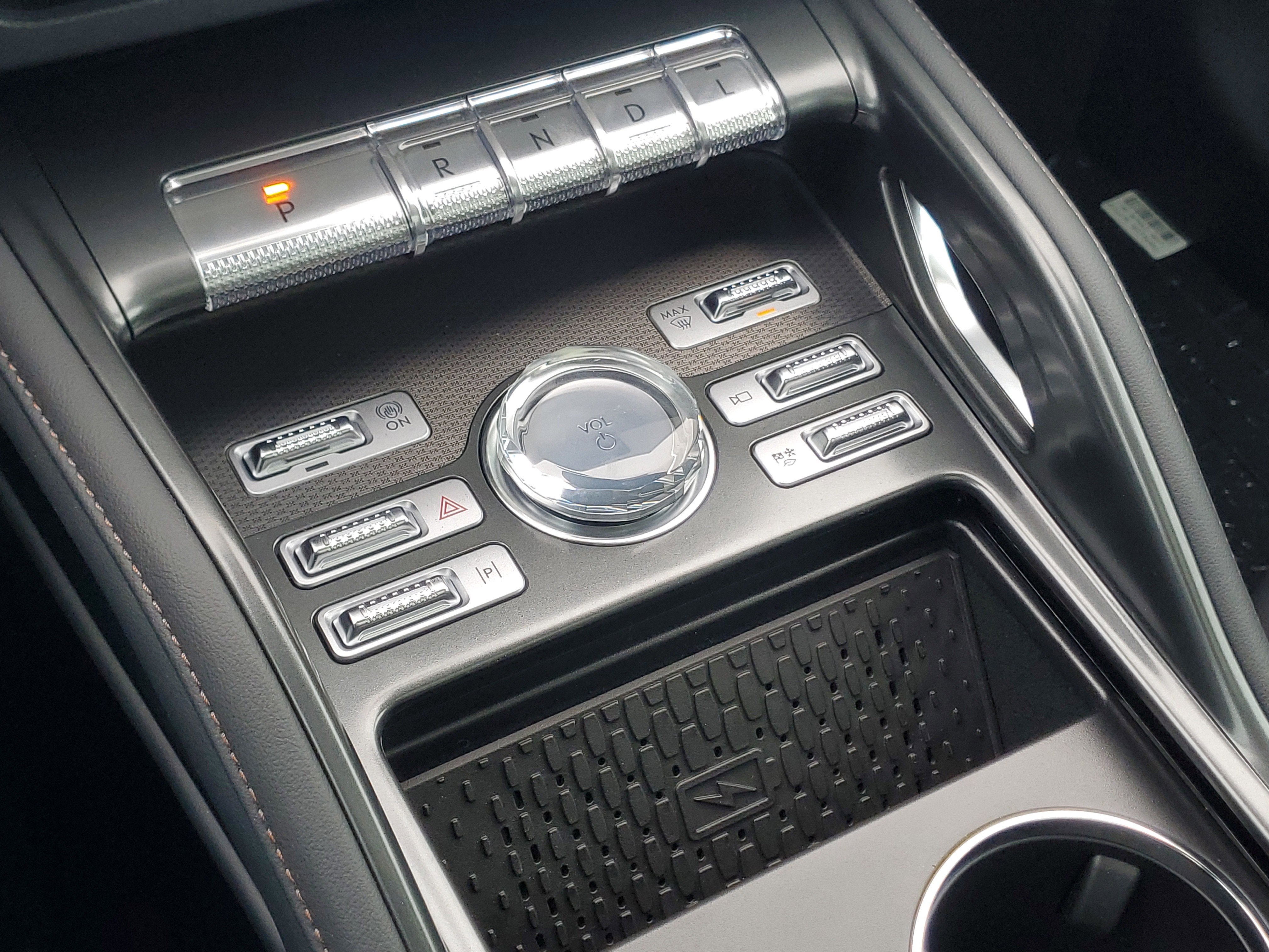 2026 Lincoln Nautilus Premiere Hybrid