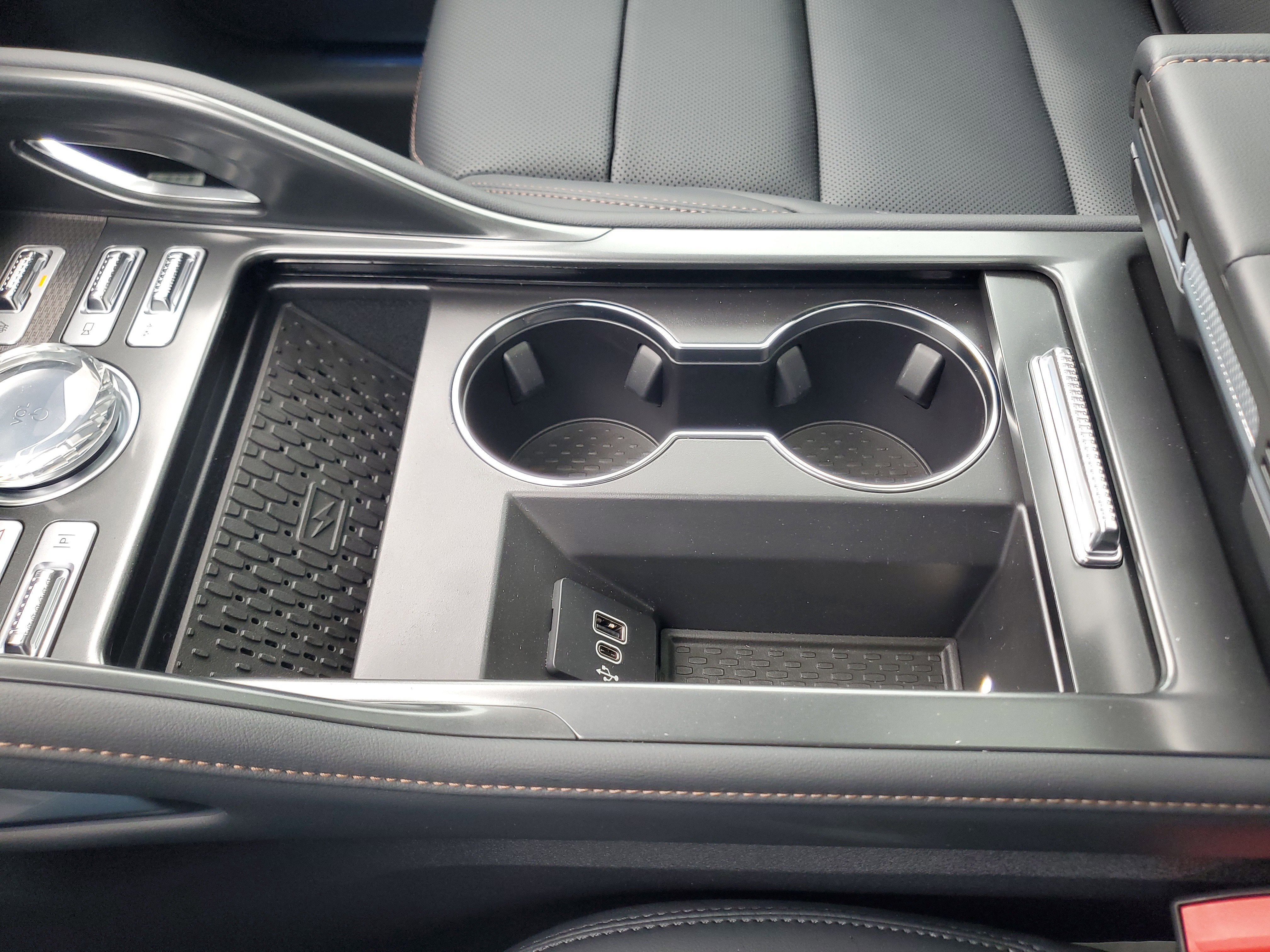 2026 Lincoln Nautilus Premiere Hybrid