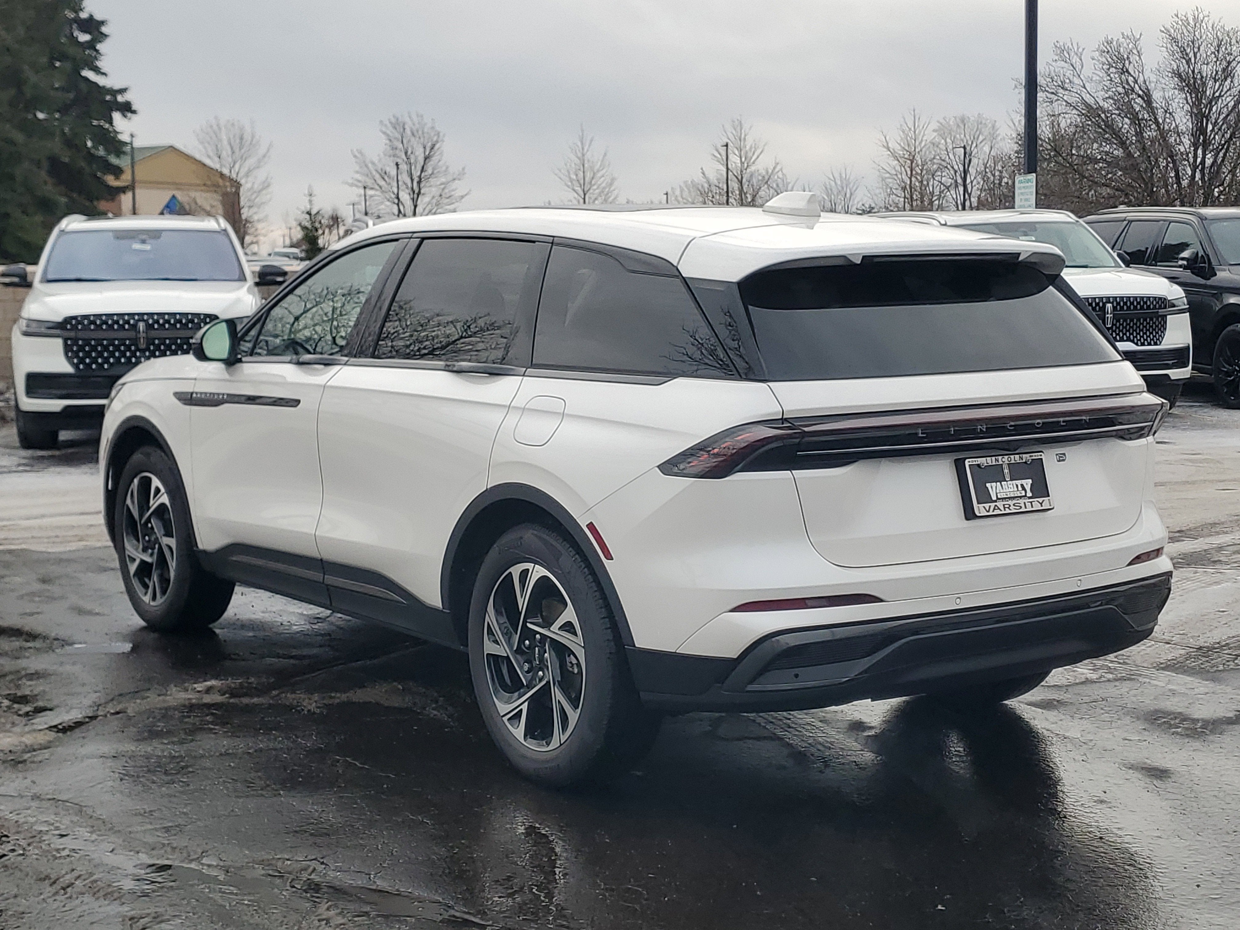 2026 Lincoln Nautilus Premiere Hybrid