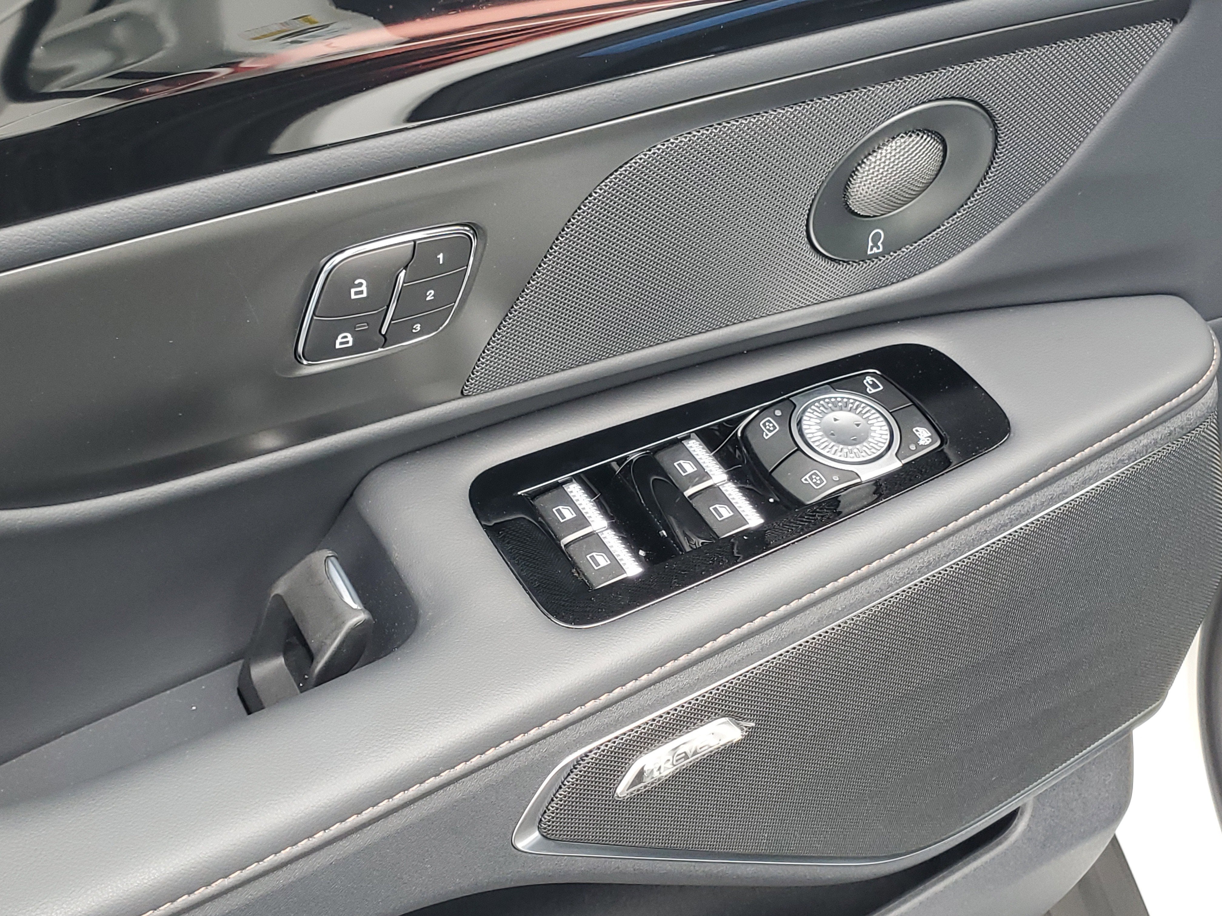 2026 Lincoln Nautilus Premiere Hybrid