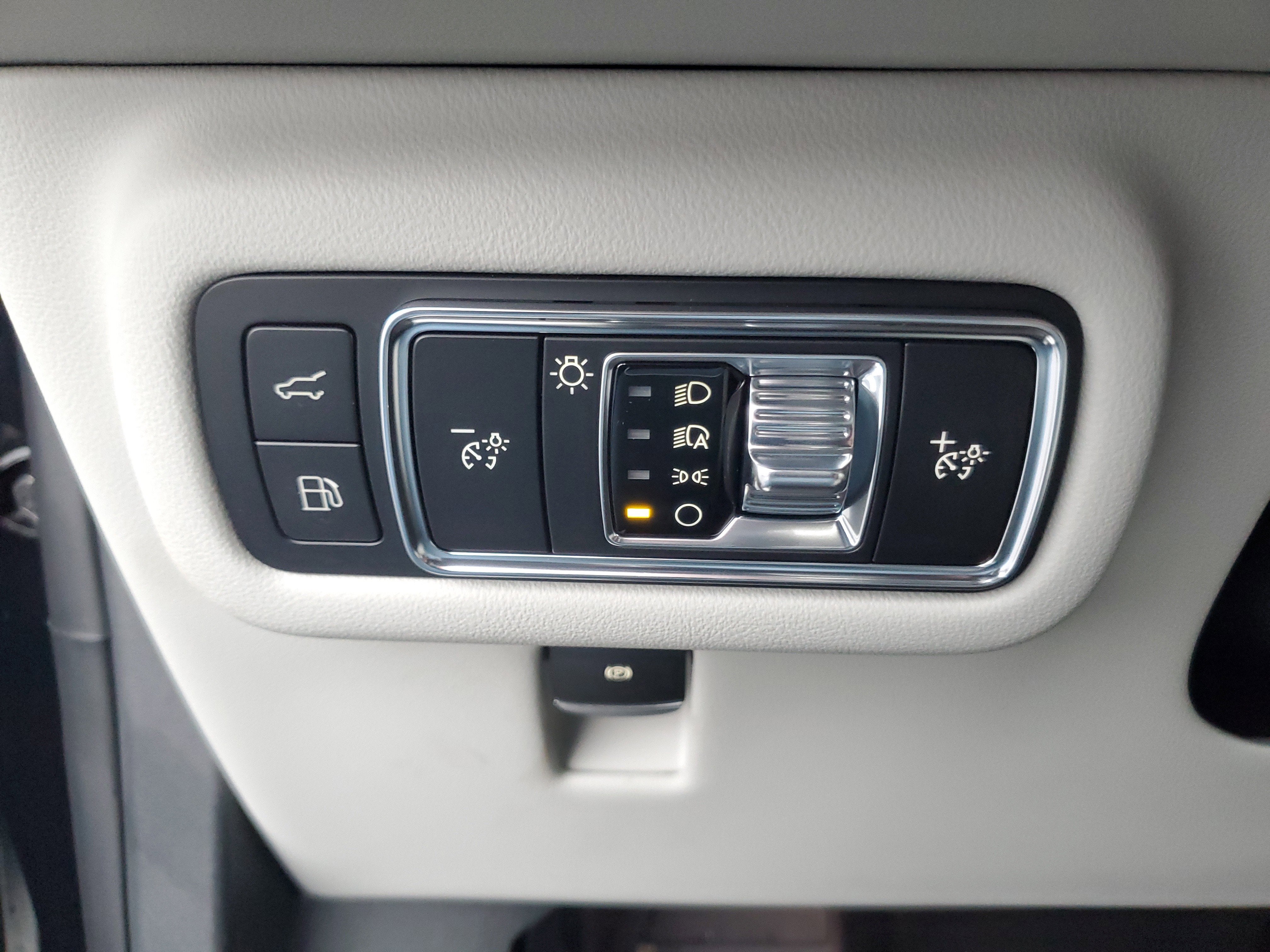 2026 Lincoln Nautilus Premiere Hybrid