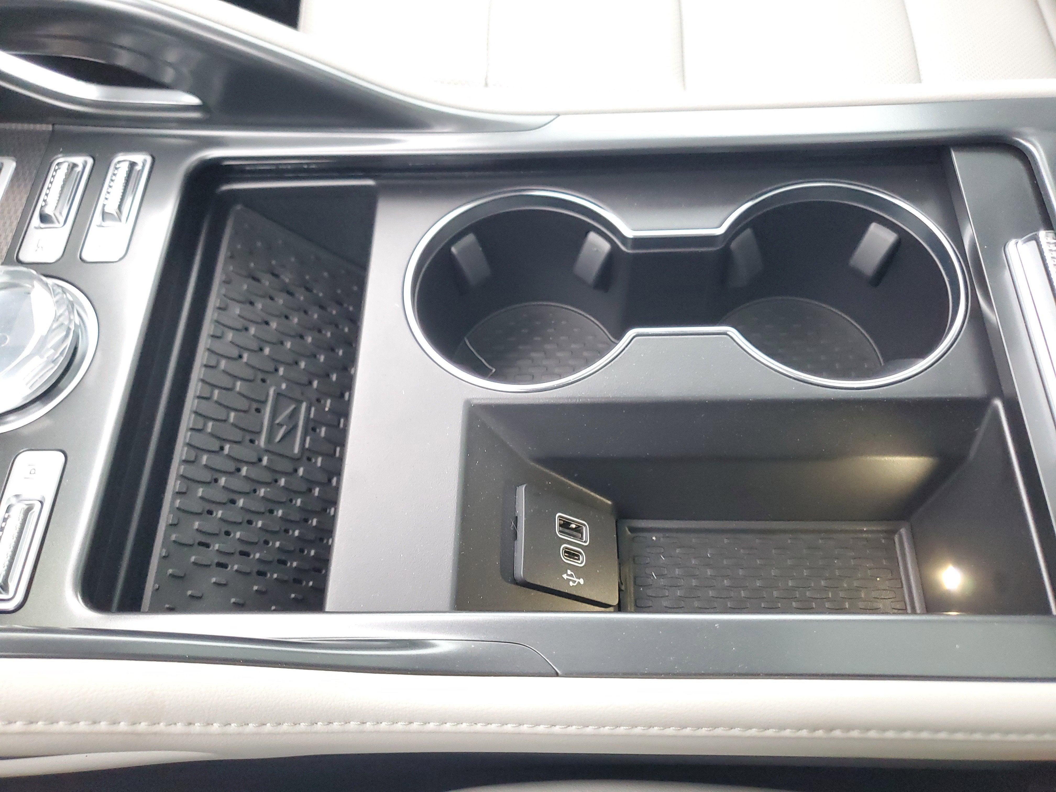 2026 Lincoln Nautilus Premiere Hybrid