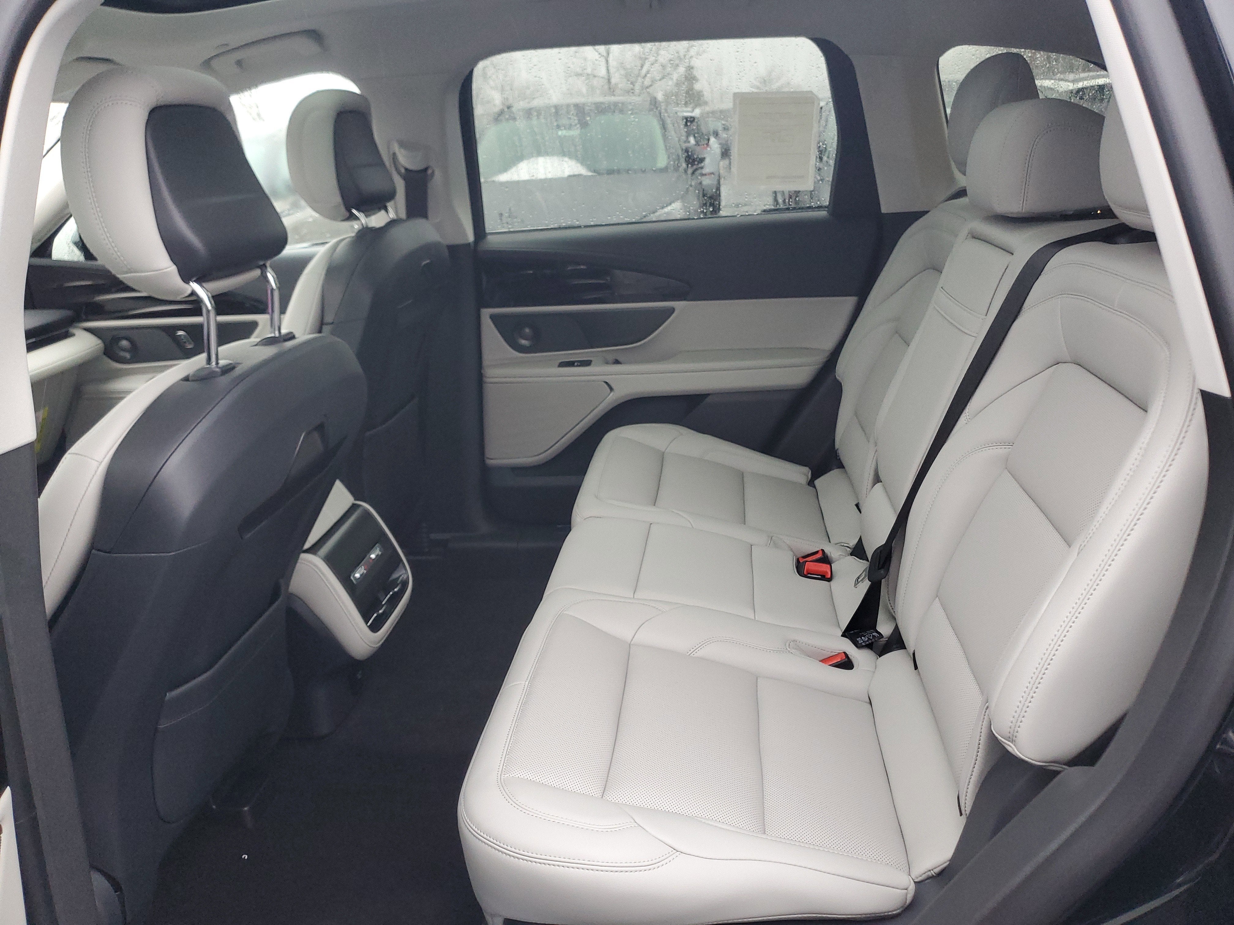 2026 Lincoln Nautilus Premiere Hybrid