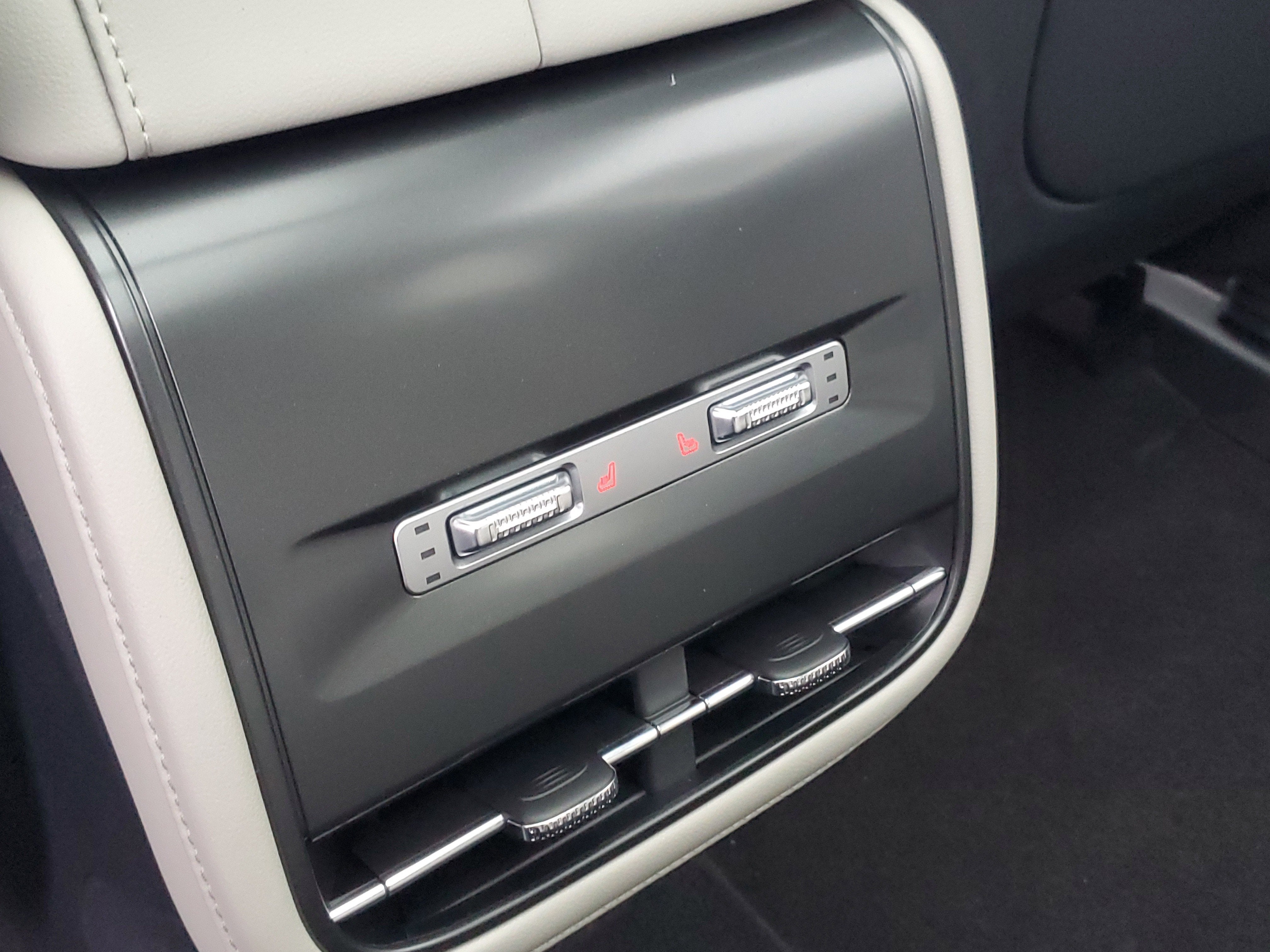 2026 Lincoln Nautilus Premiere Hybrid