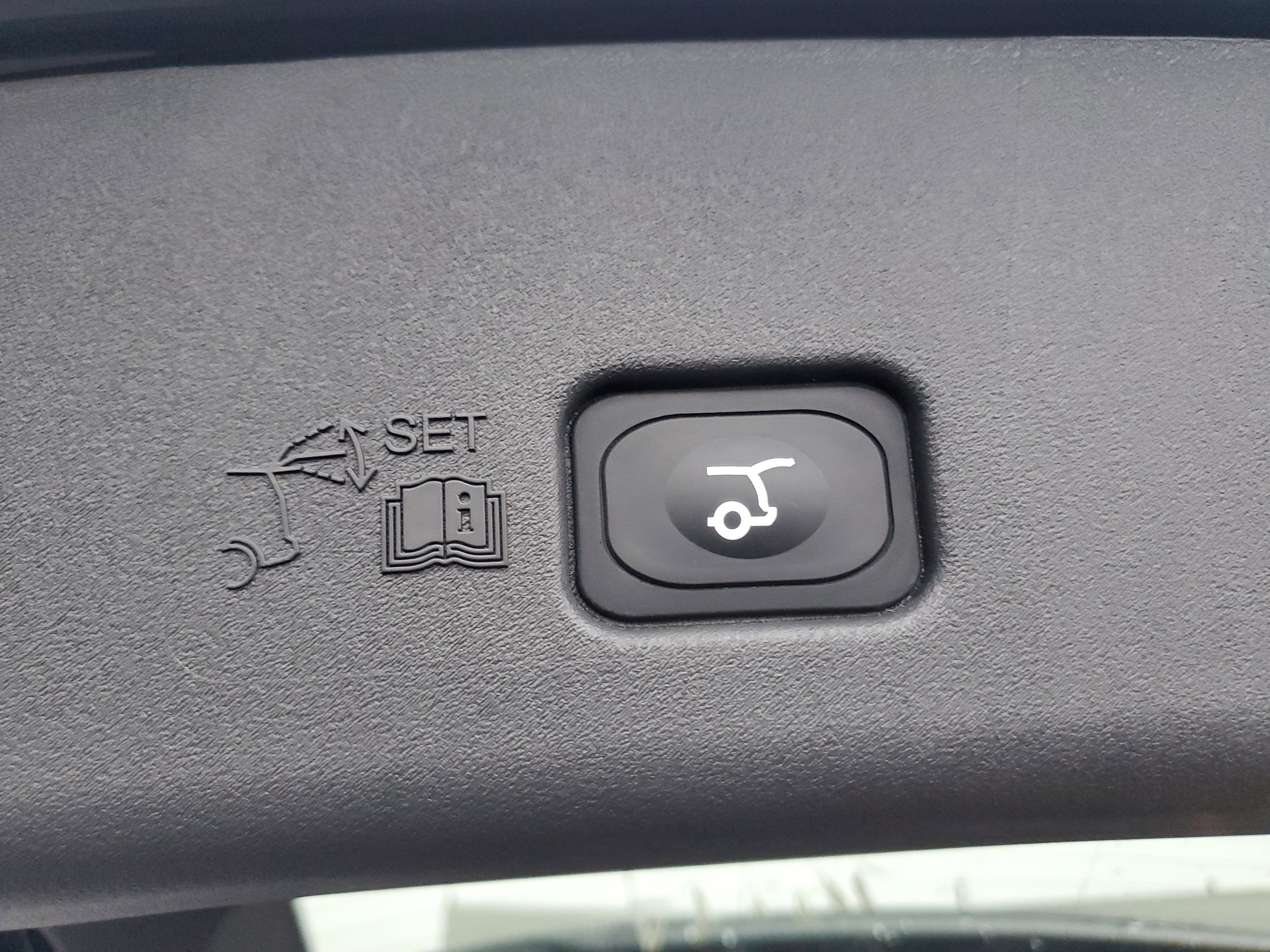 2026 Lincoln Nautilus Premiere Hybrid