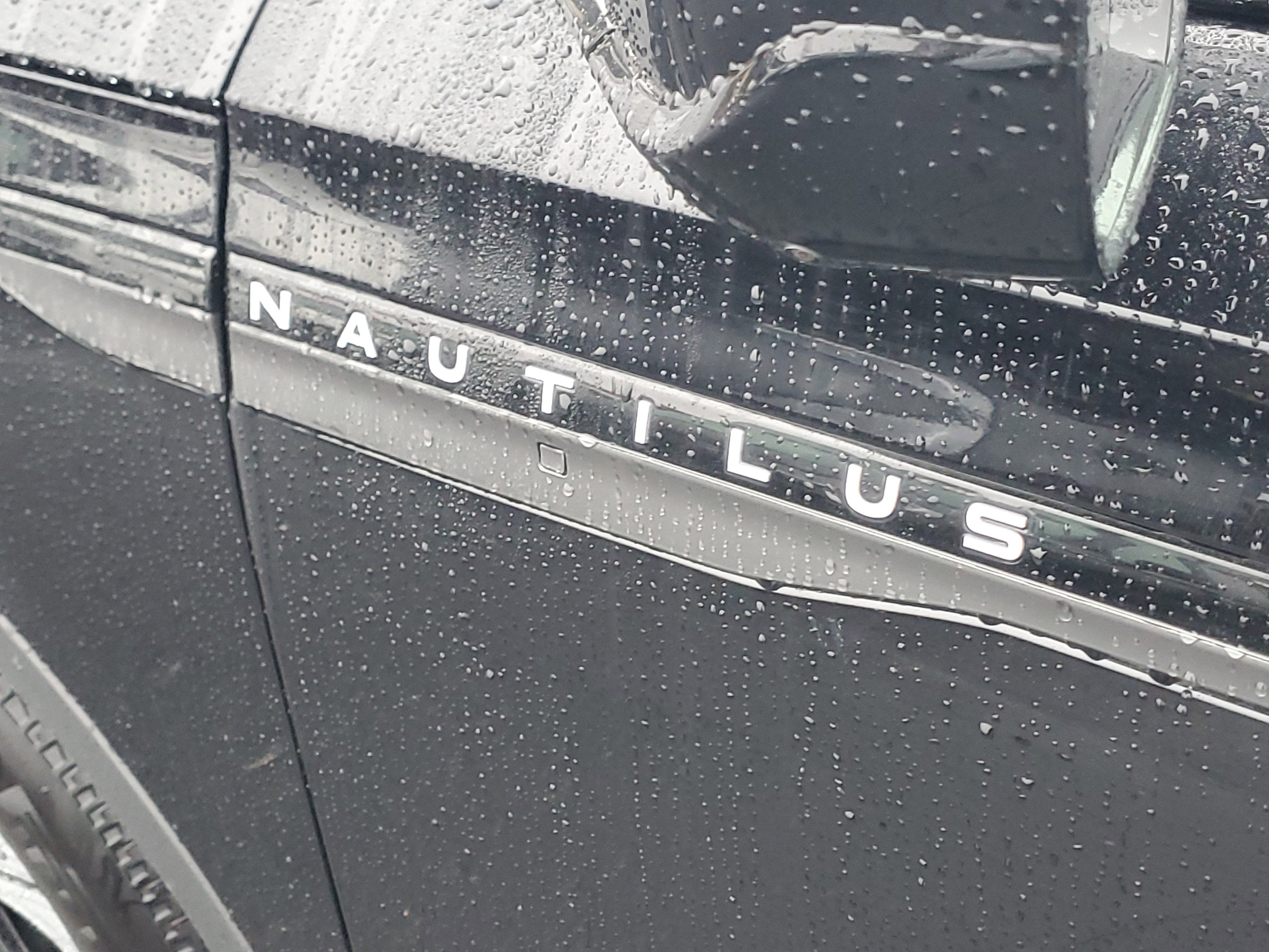 2026 Lincoln Nautilus Premiere Hybrid