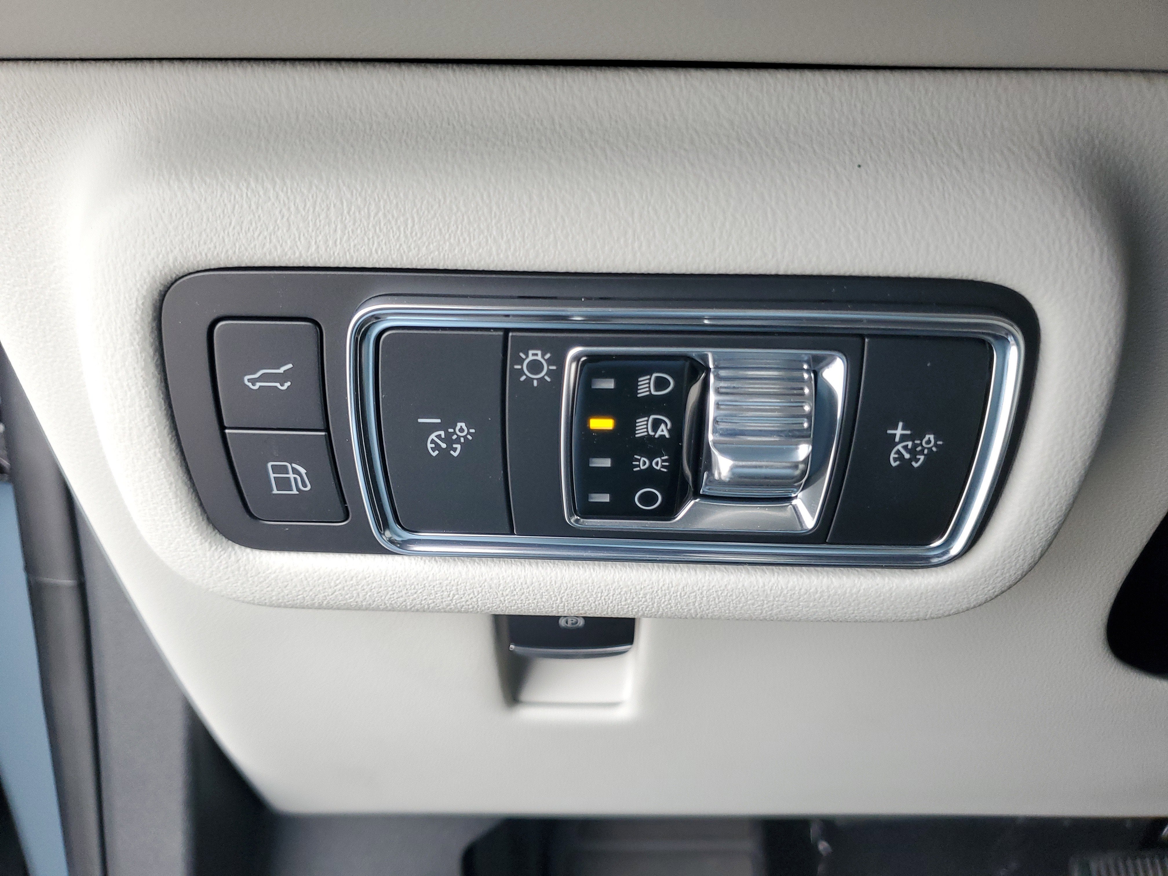 2026 Lincoln Nautilus Premiere Hybrid