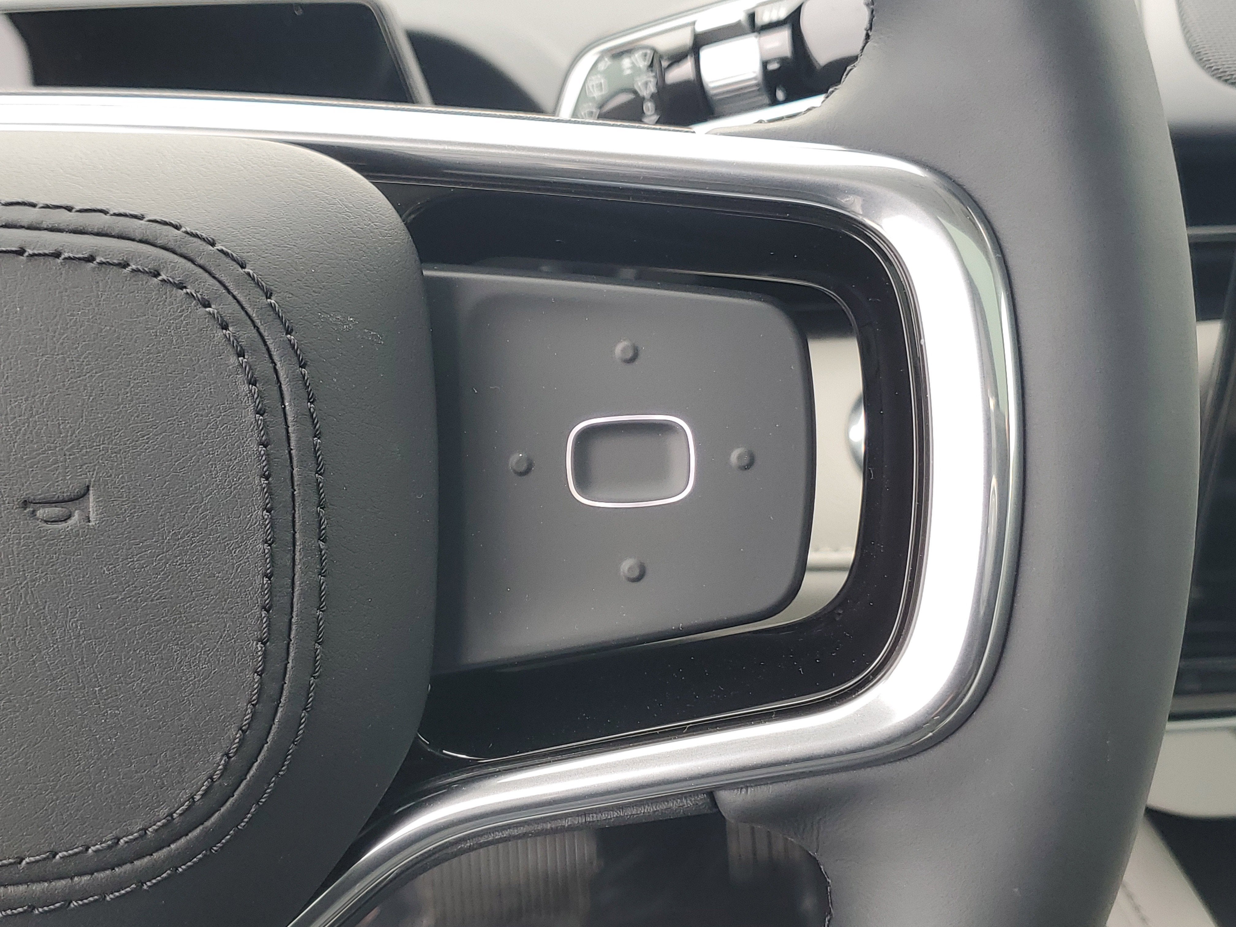 2026 Lincoln Nautilus Premiere Hybrid