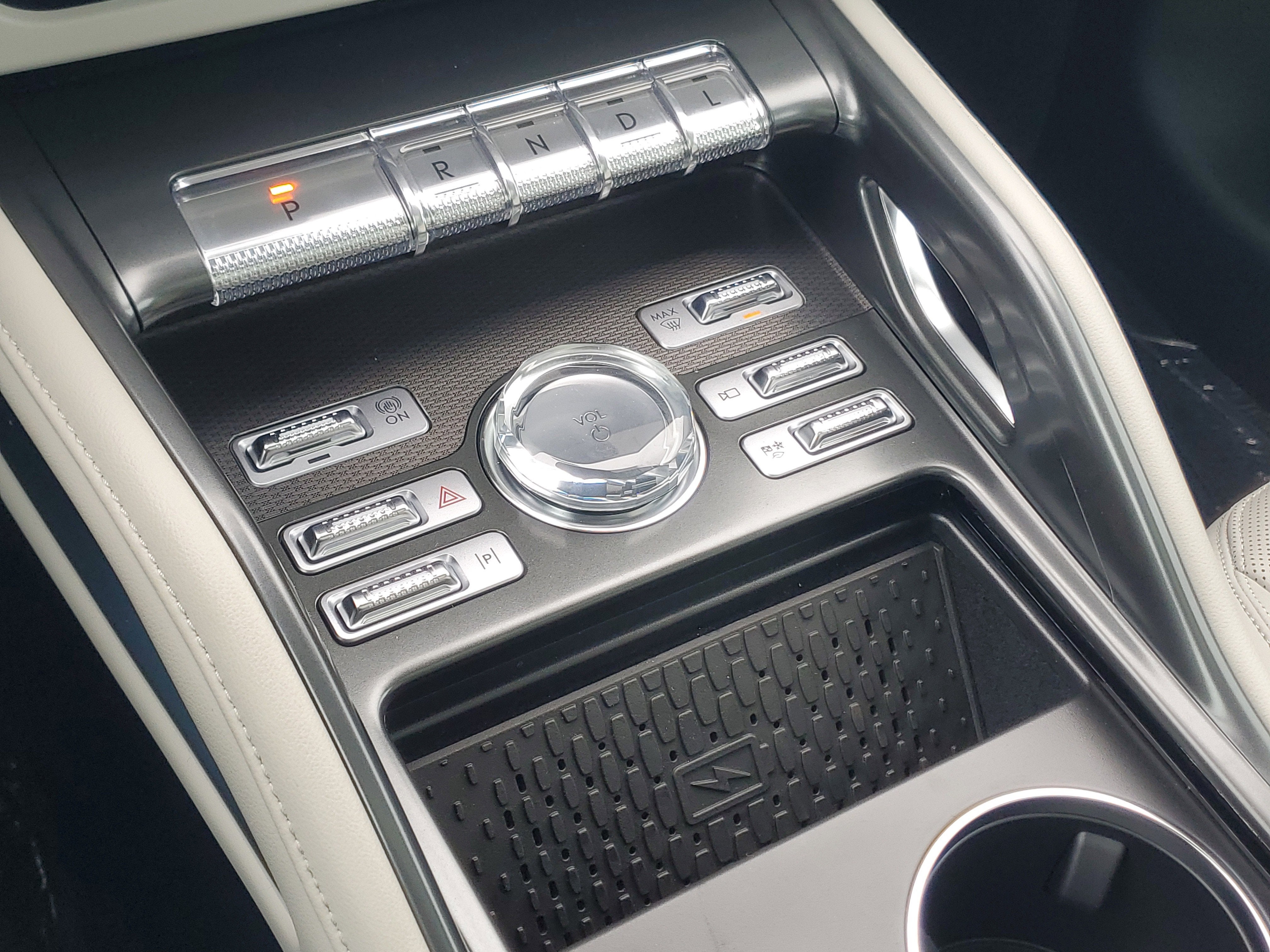 2026 Lincoln Nautilus Premiere Hybrid