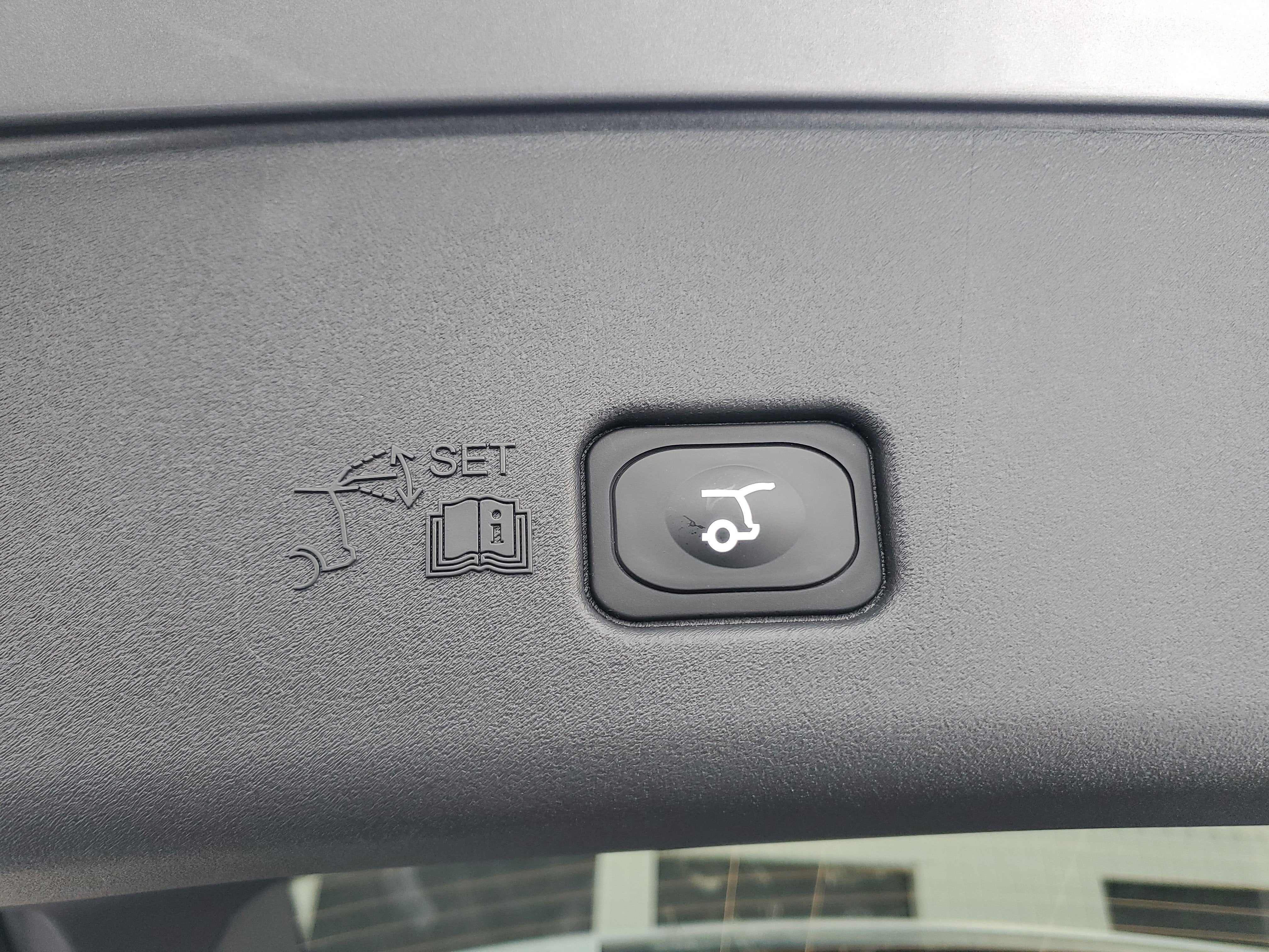 2026 Lincoln Nautilus Premiere Hybrid