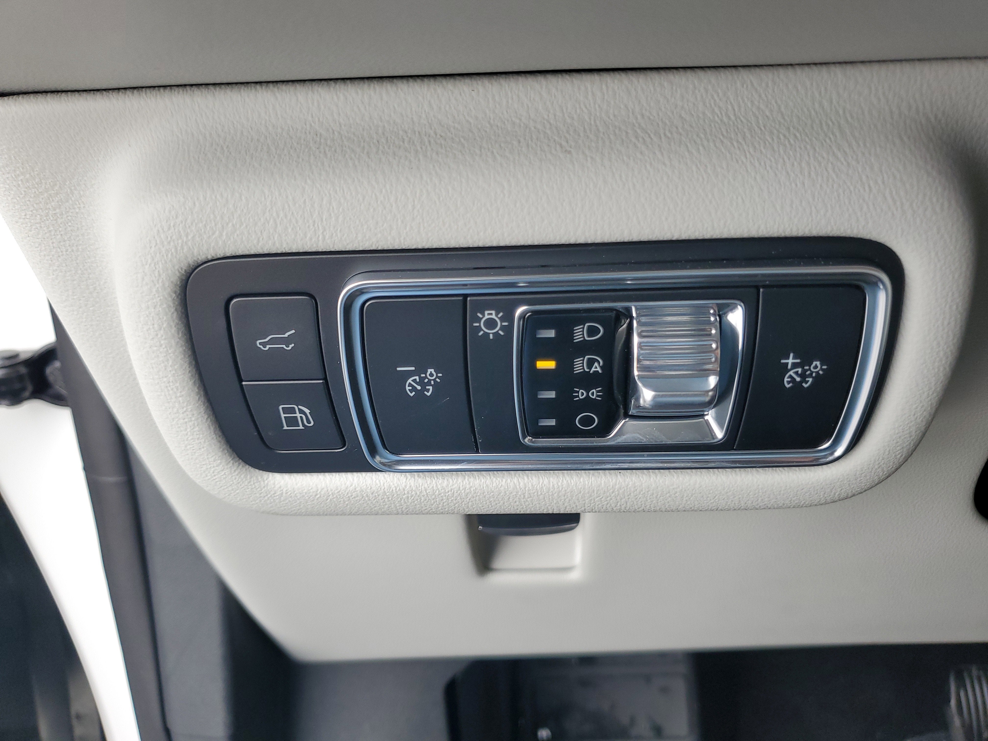 2026 Lincoln Nautilus Premiere Hybrid