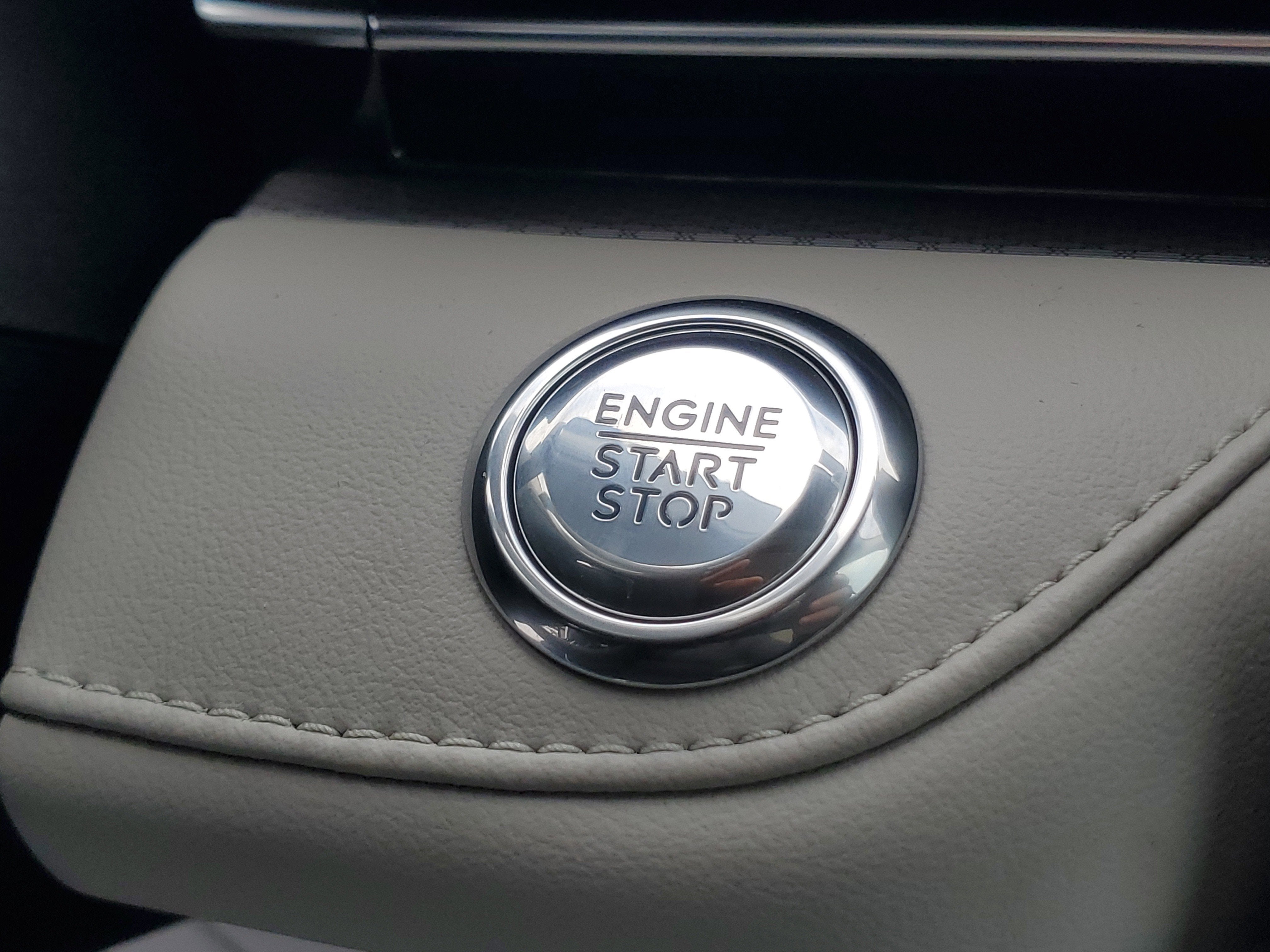 2026 Lincoln Nautilus Premiere Hybrid