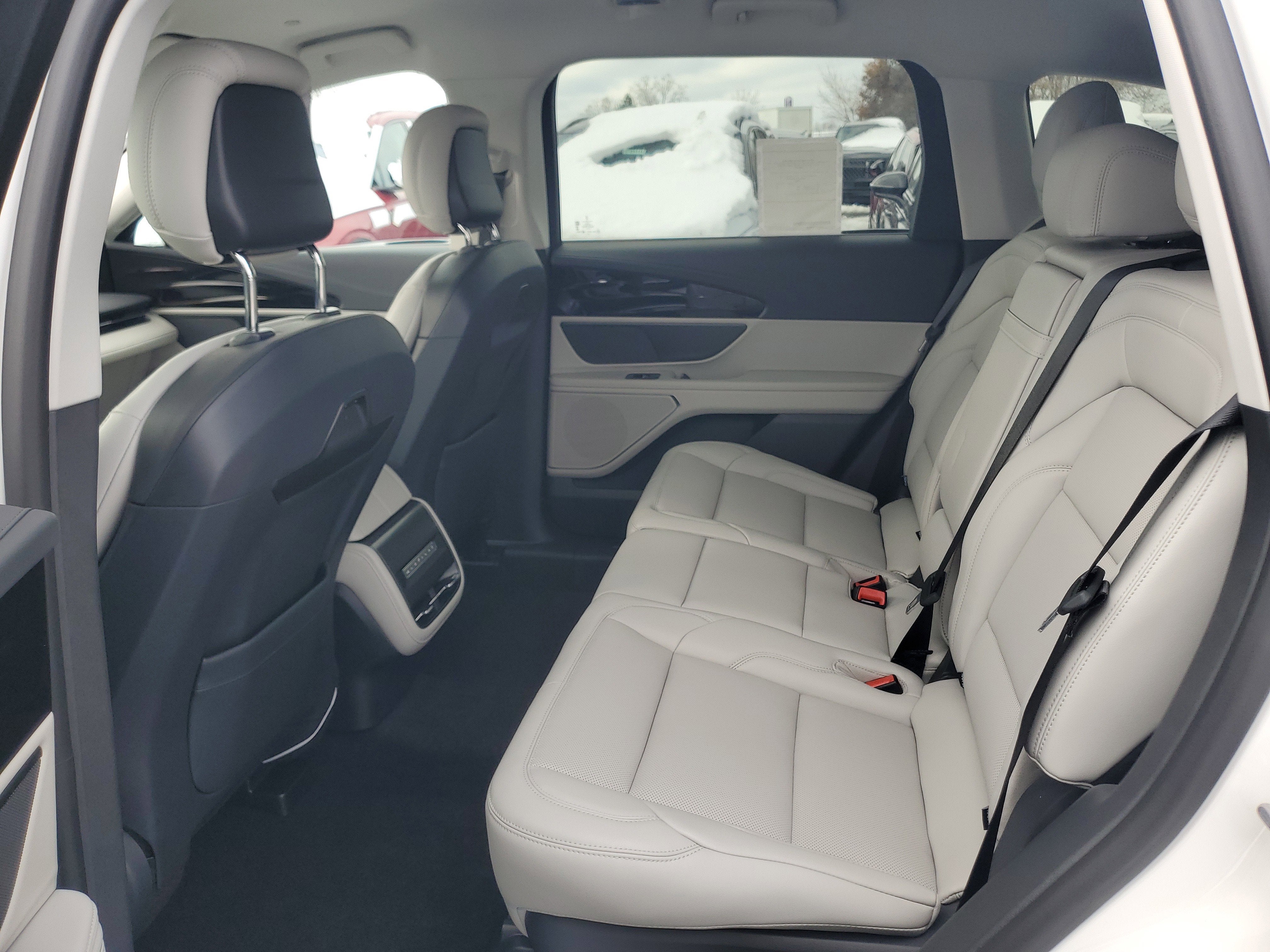 2026 Lincoln Nautilus Premiere Hybrid