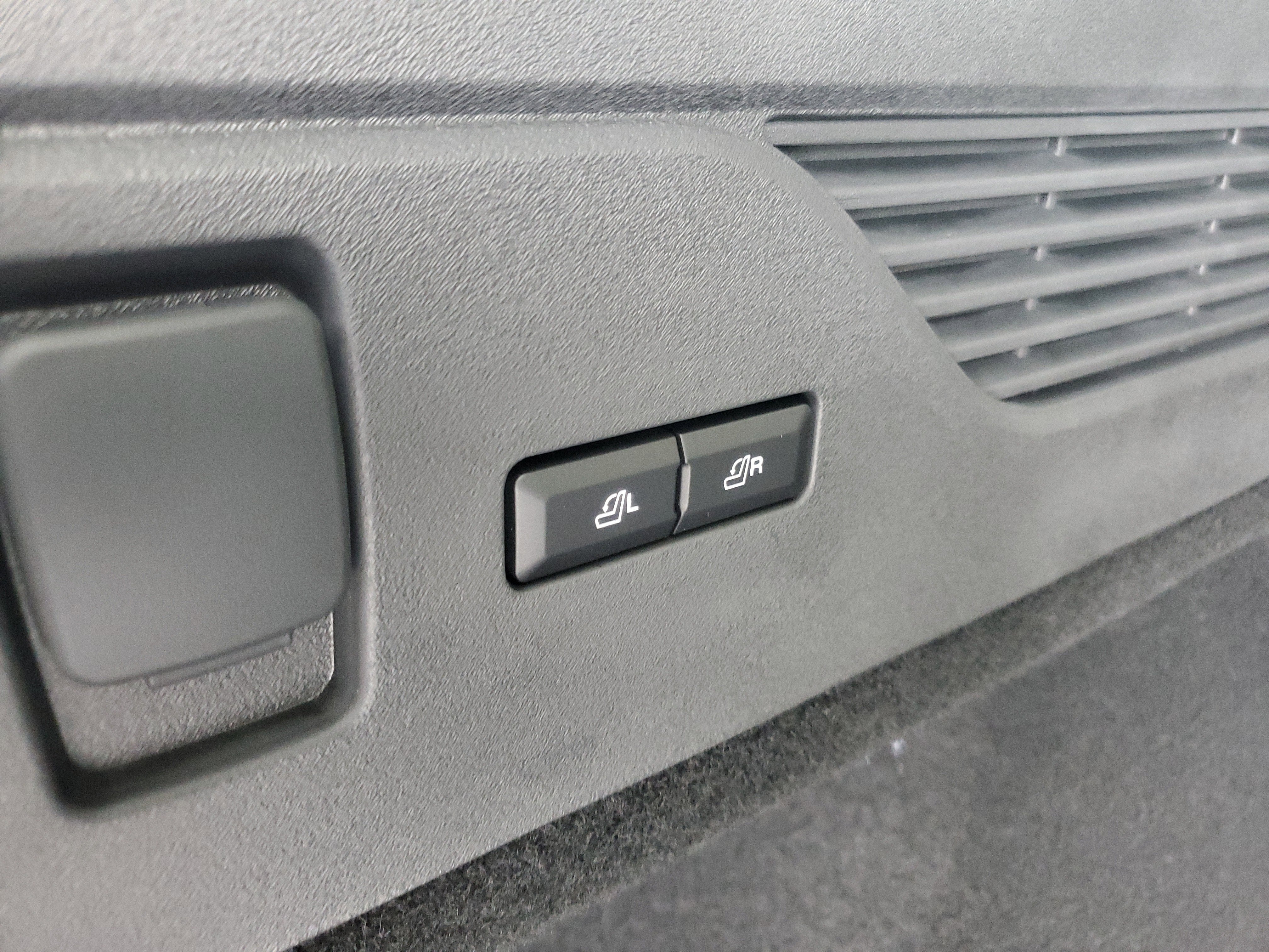 2026 Lincoln Nautilus Premiere Hybrid