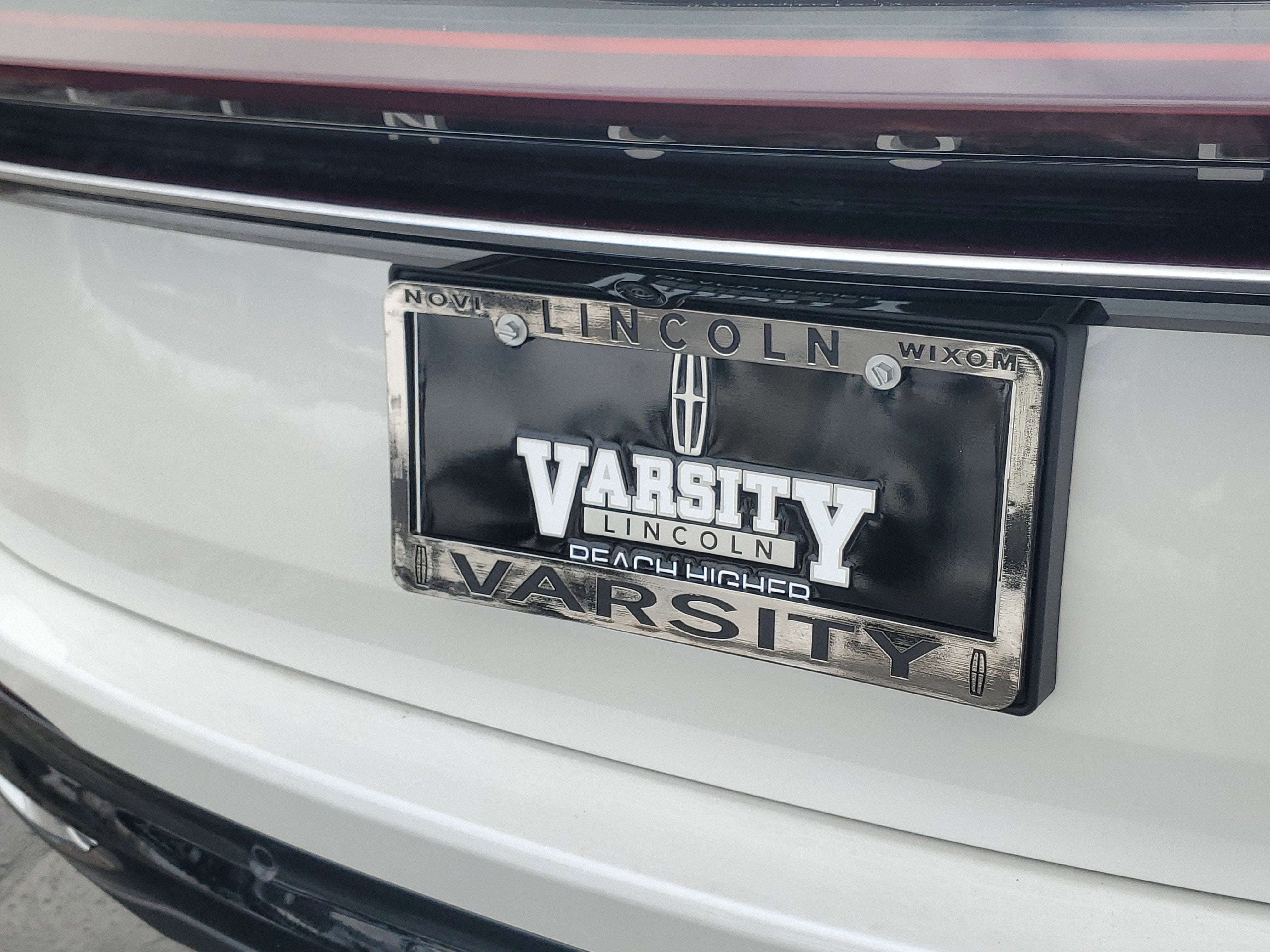 2026 Lincoln Nautilus Premiere Hybrid