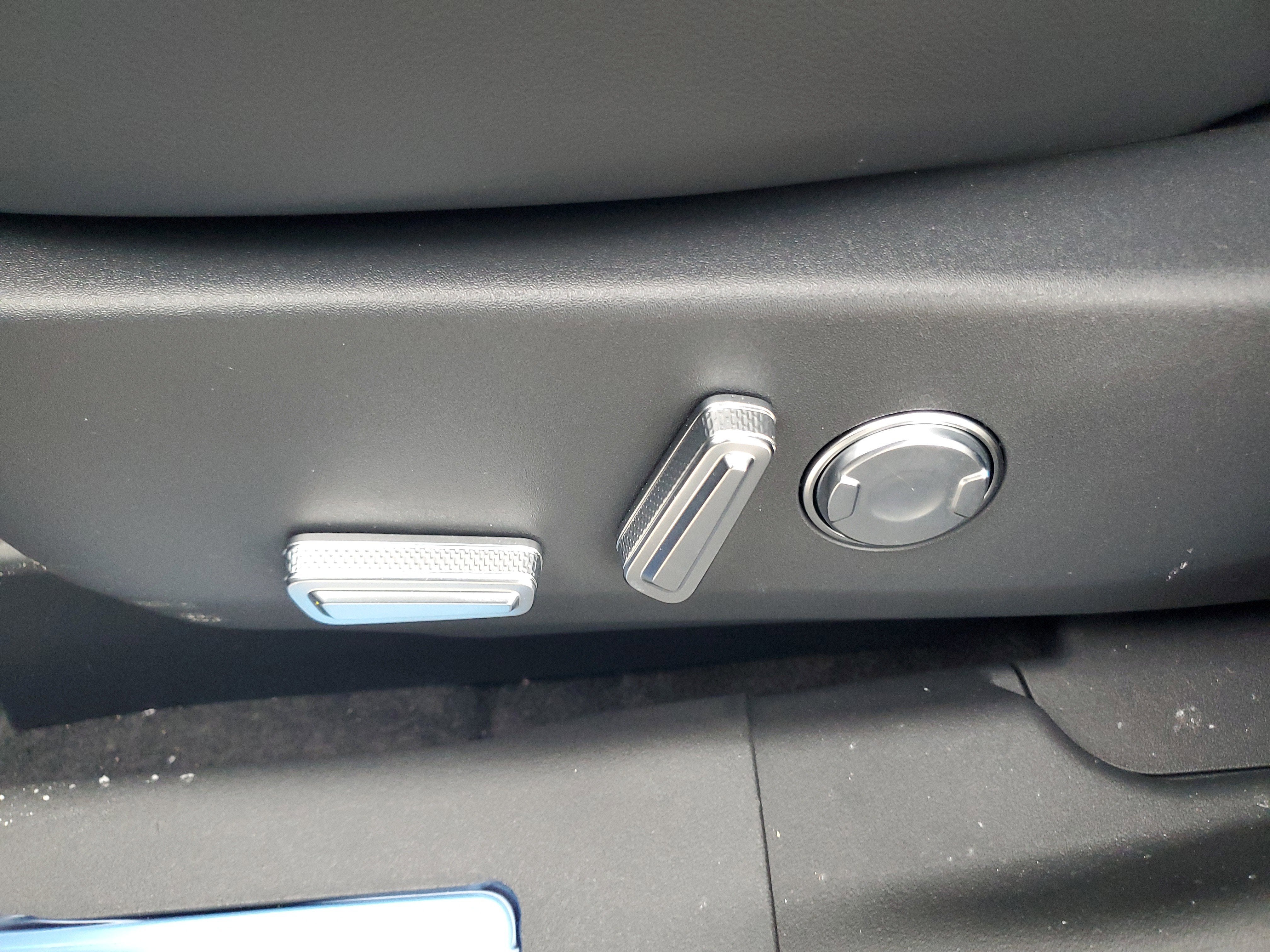 2026 Lincoln Nautilus Premiere Hybrid