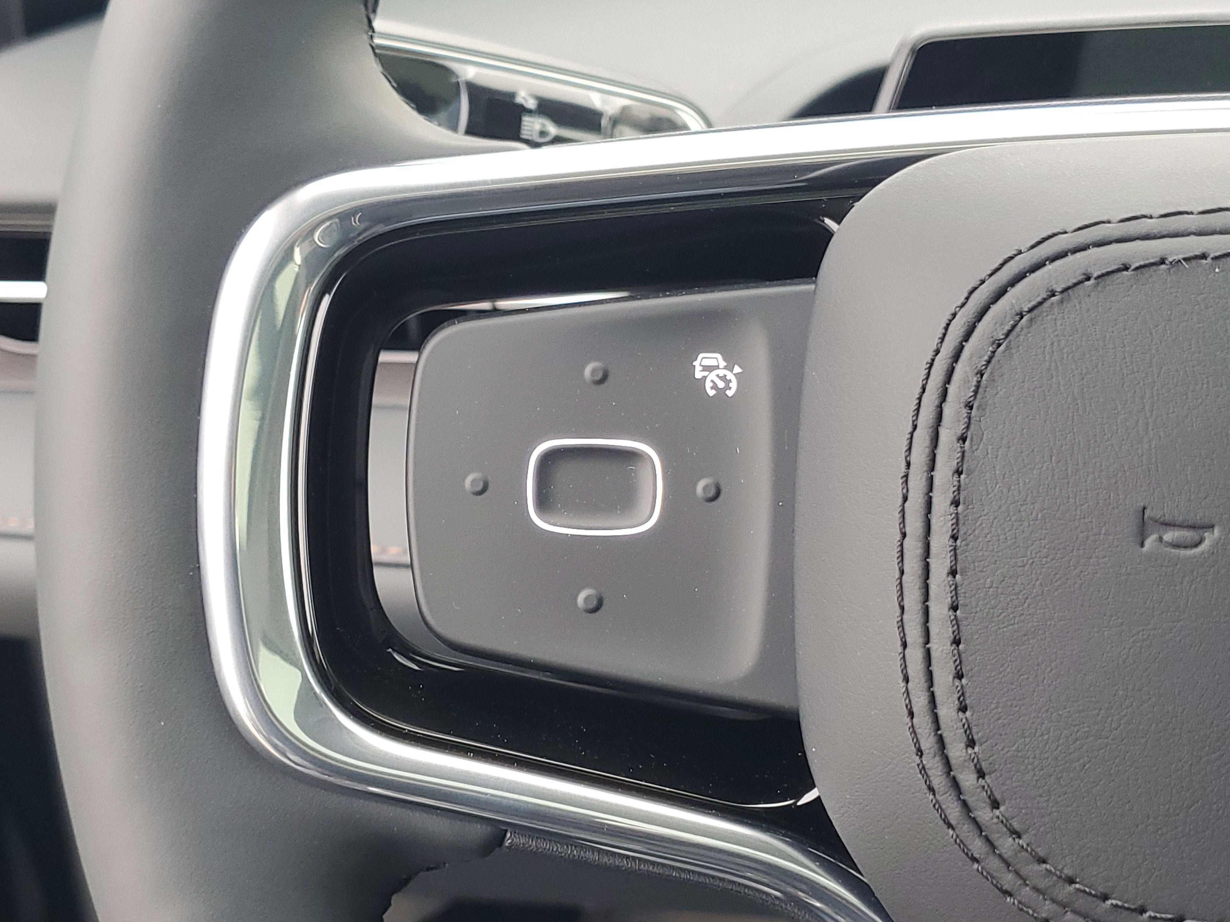 2026 Lincoln Nautilus Premiere Hybrid