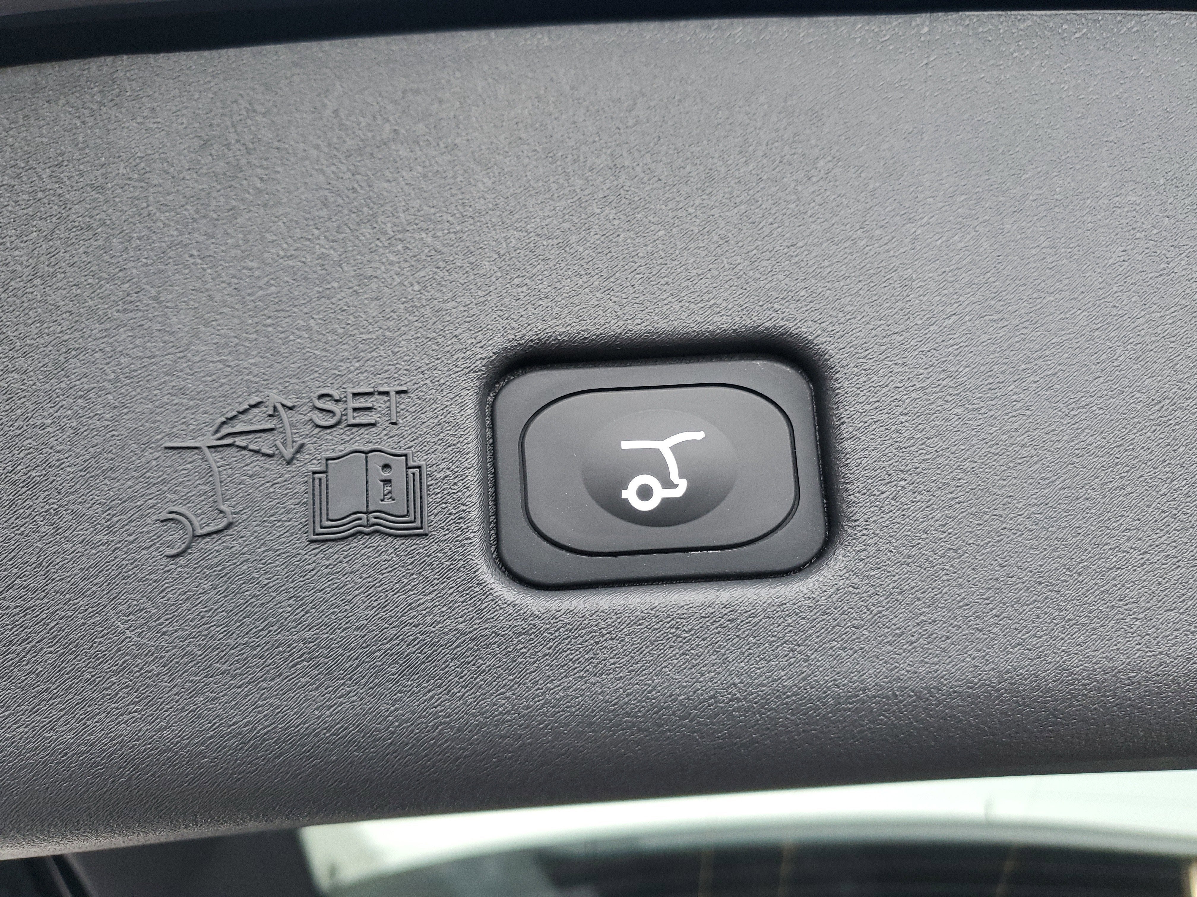 2026 Lincoln Nautilus Premiere Hybrid