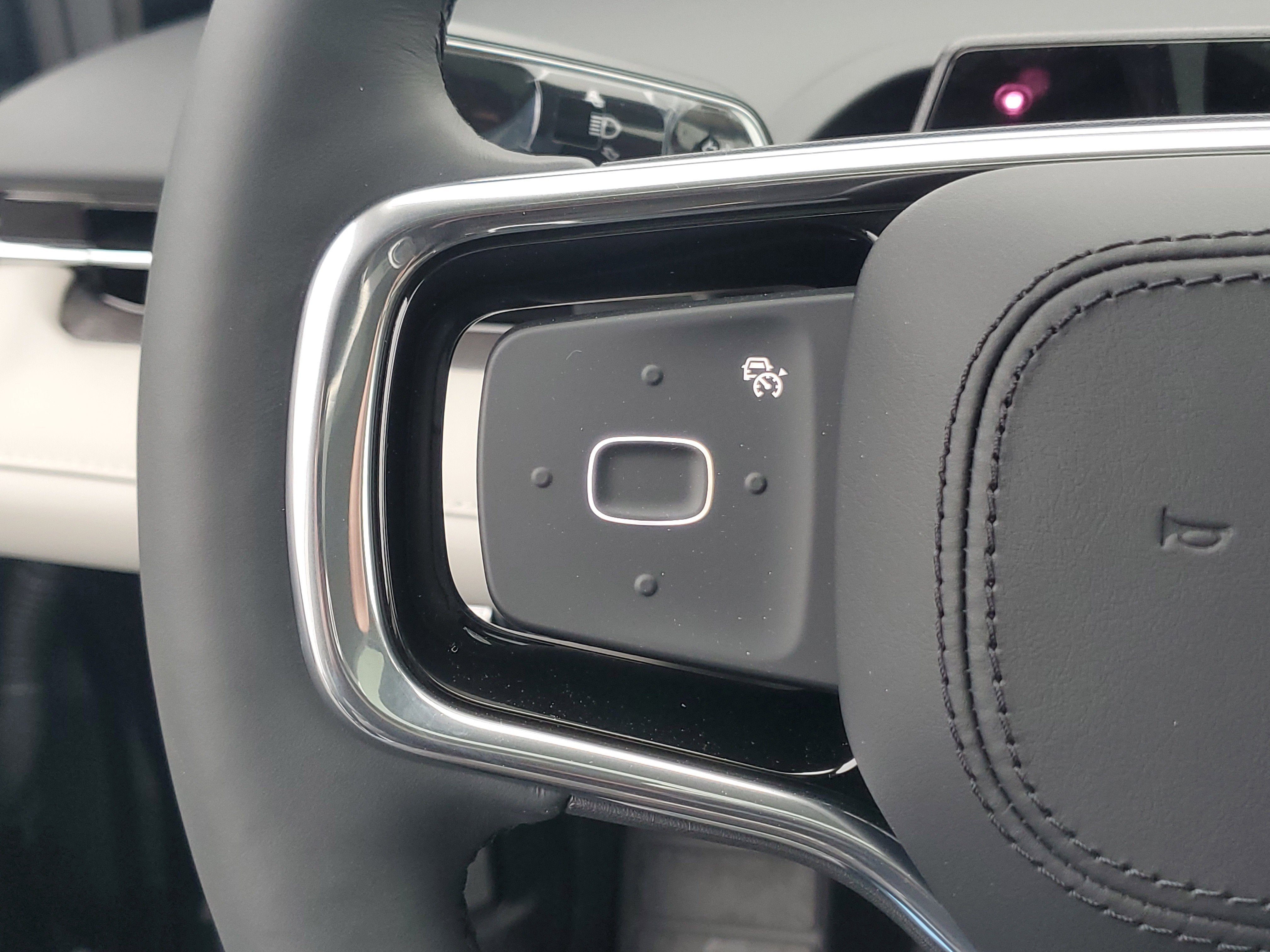 2026 Lincoln Nautilus Premiere Hybrid