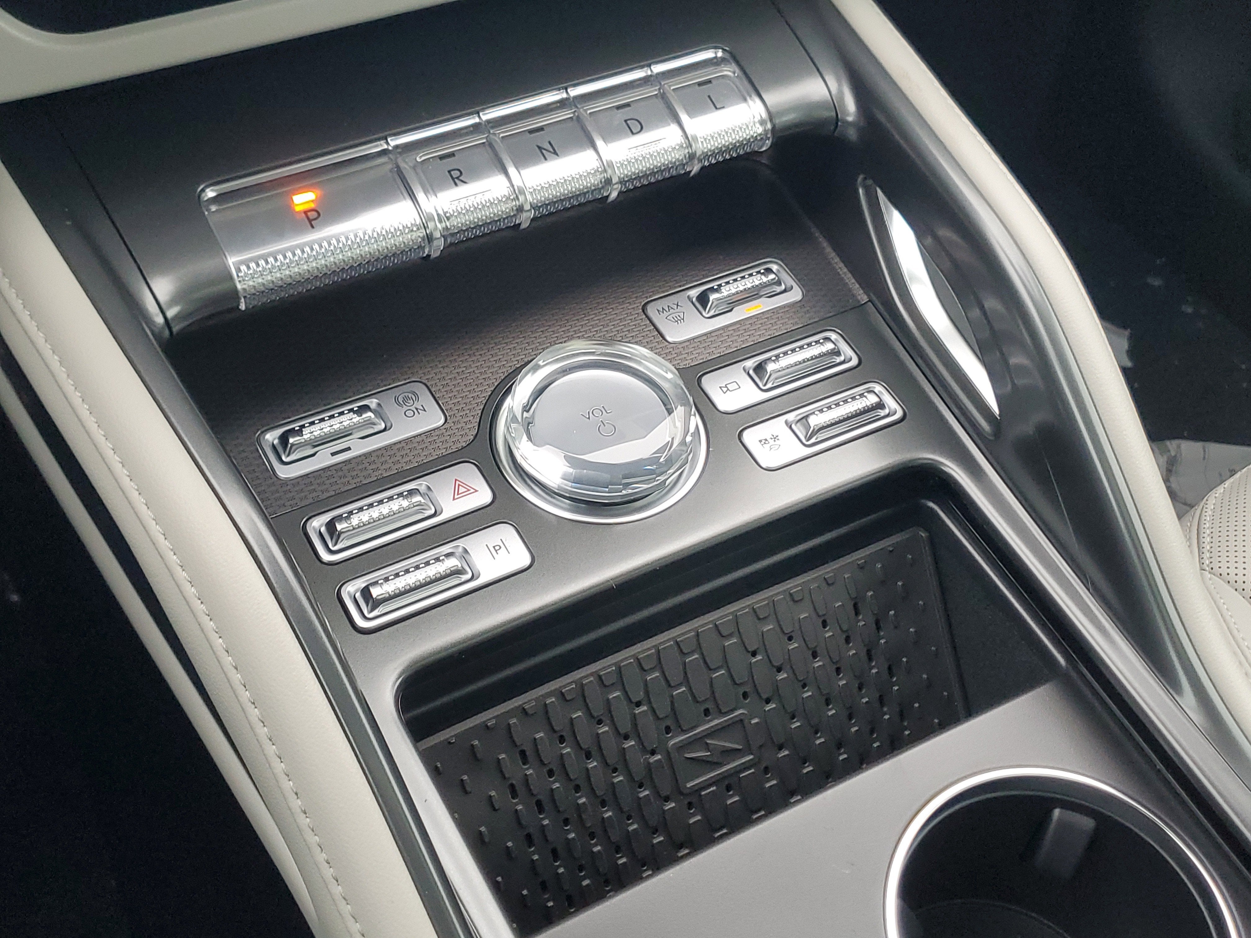 2026 Lincoln Nautilus Premiere Hybrid