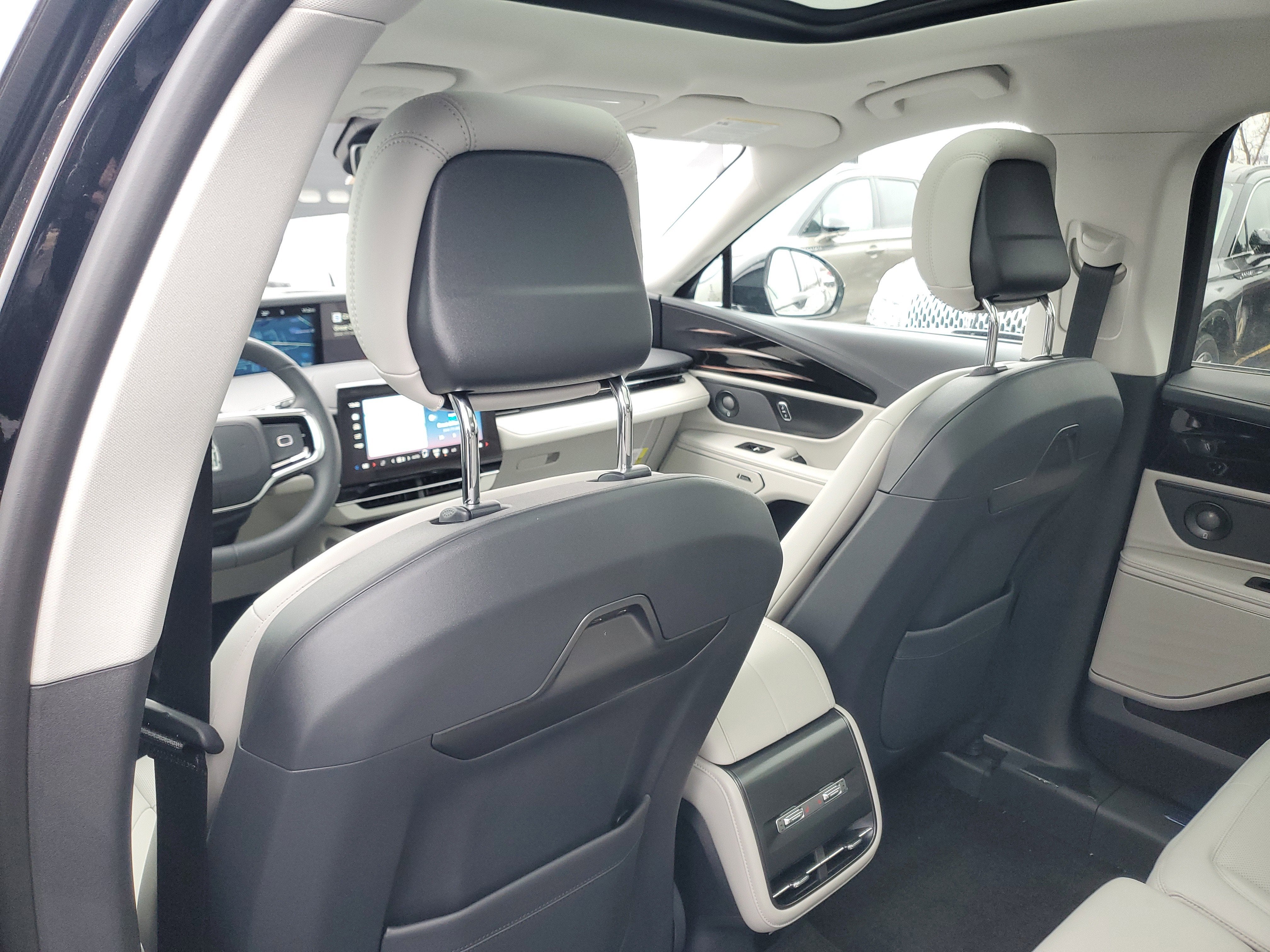 2026 Lincoln Nautilus Premiere Hybrid