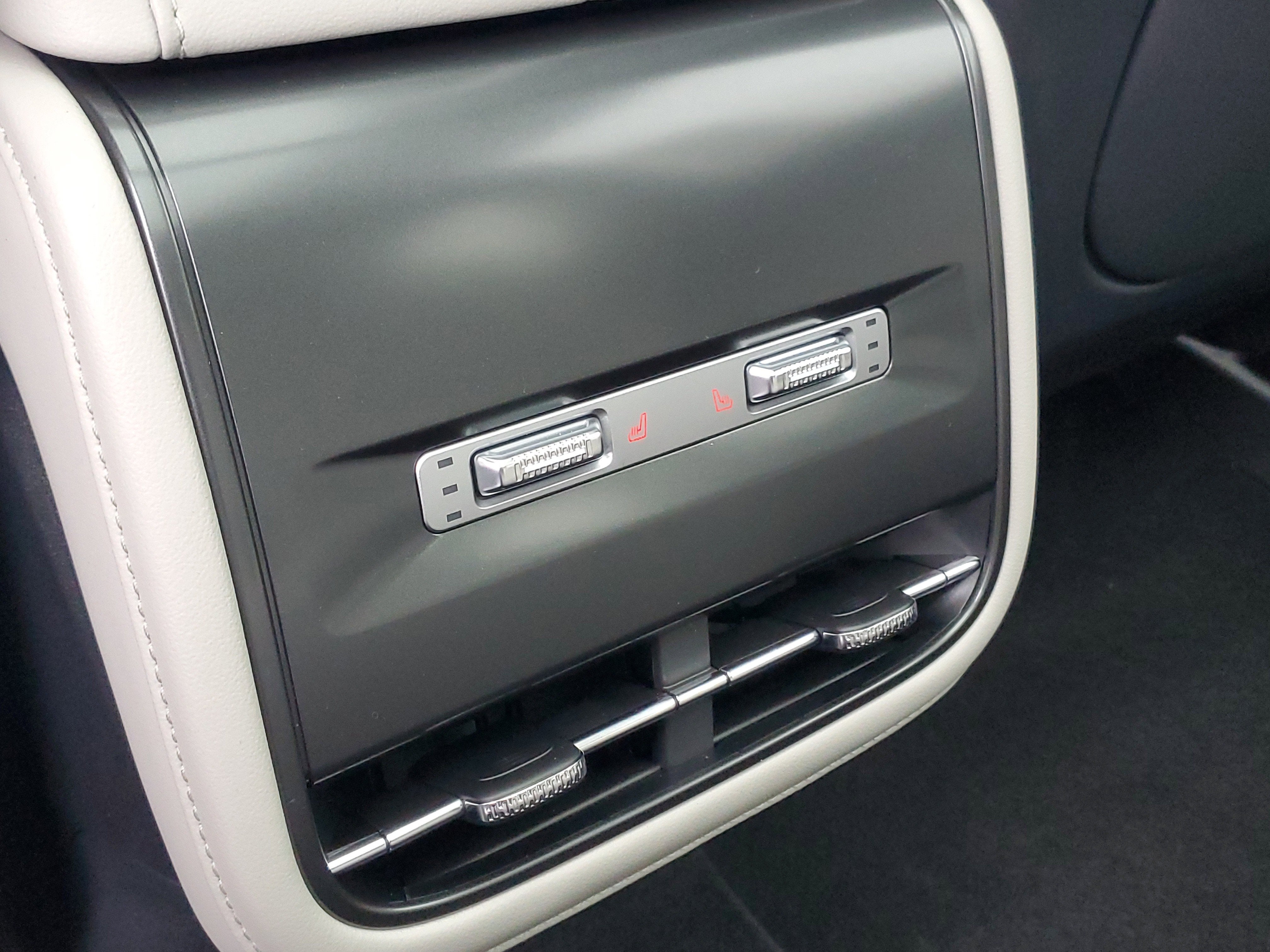 2026 Lincoln Nautilus Premiere Hybrid