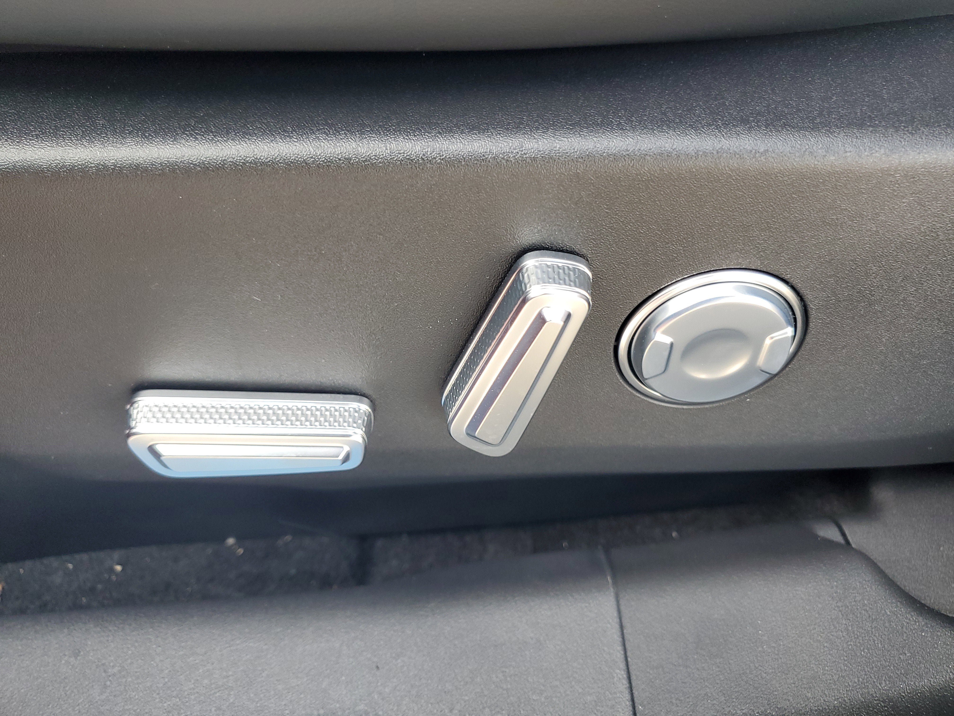 2026 Lincoln Nautilus Premiere Hybrid