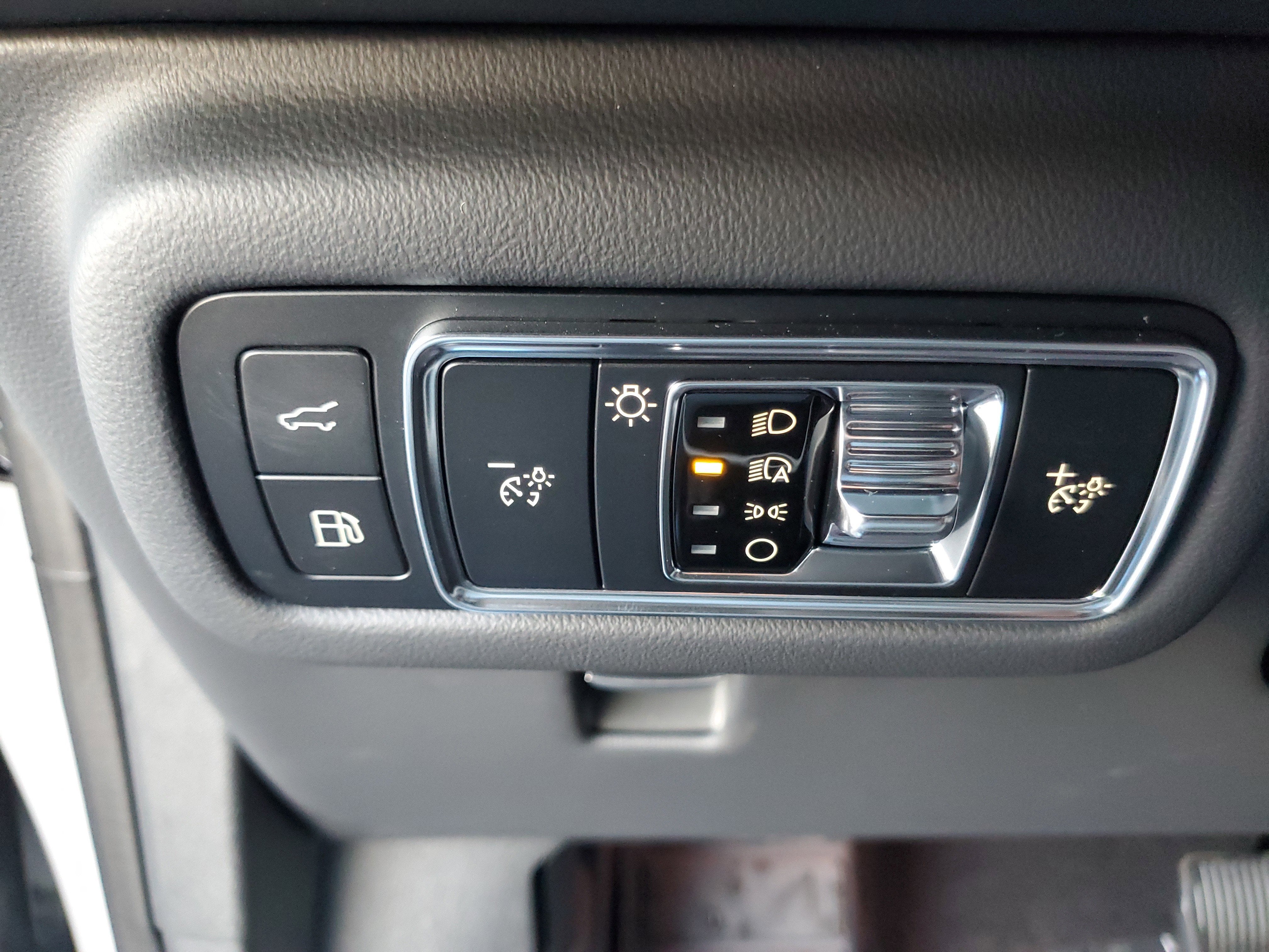 2026 Lincoln Nautilus Premiere Hybrid