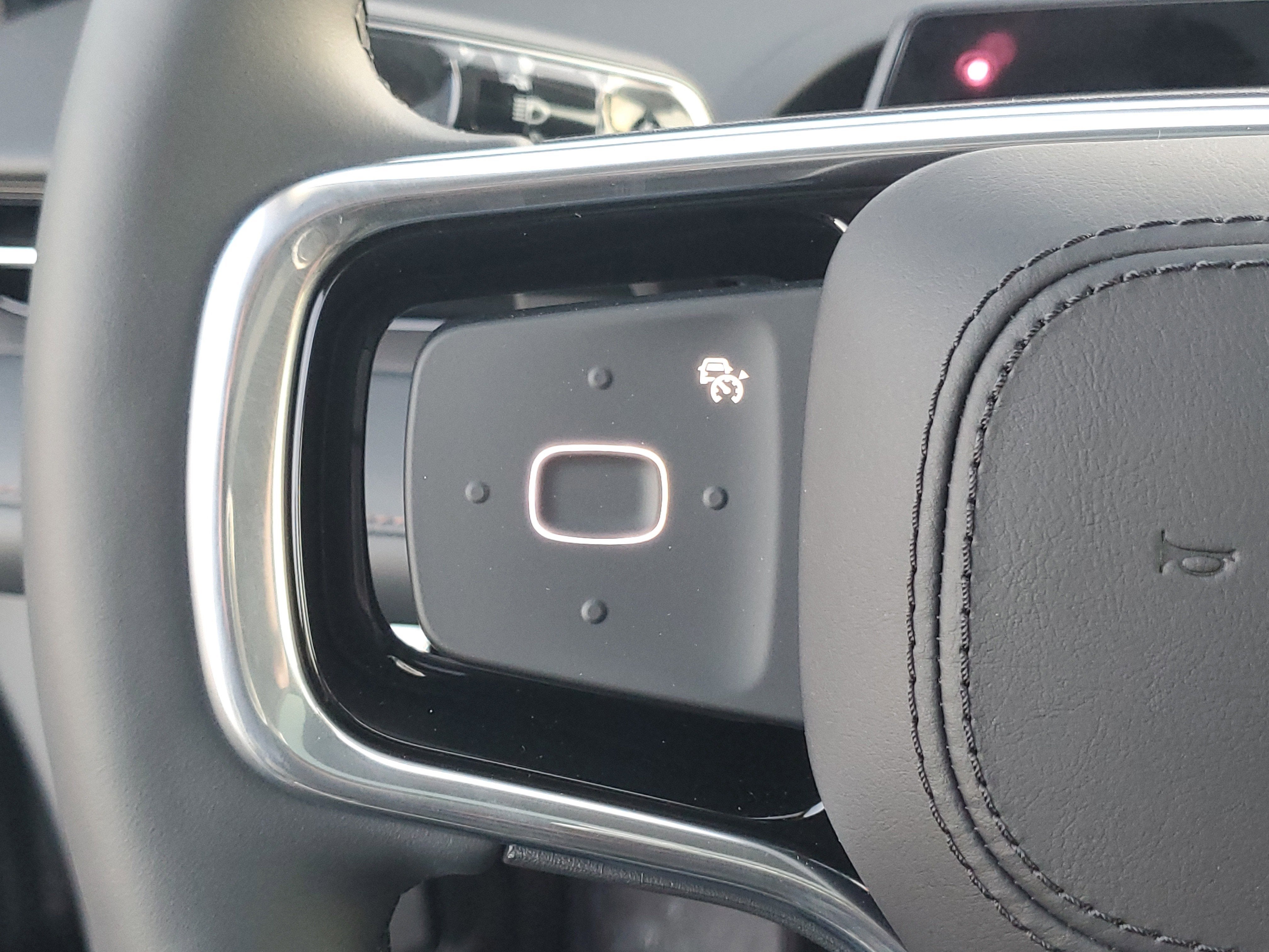 2026 Lincoln Nautilus Premiere Hybrid