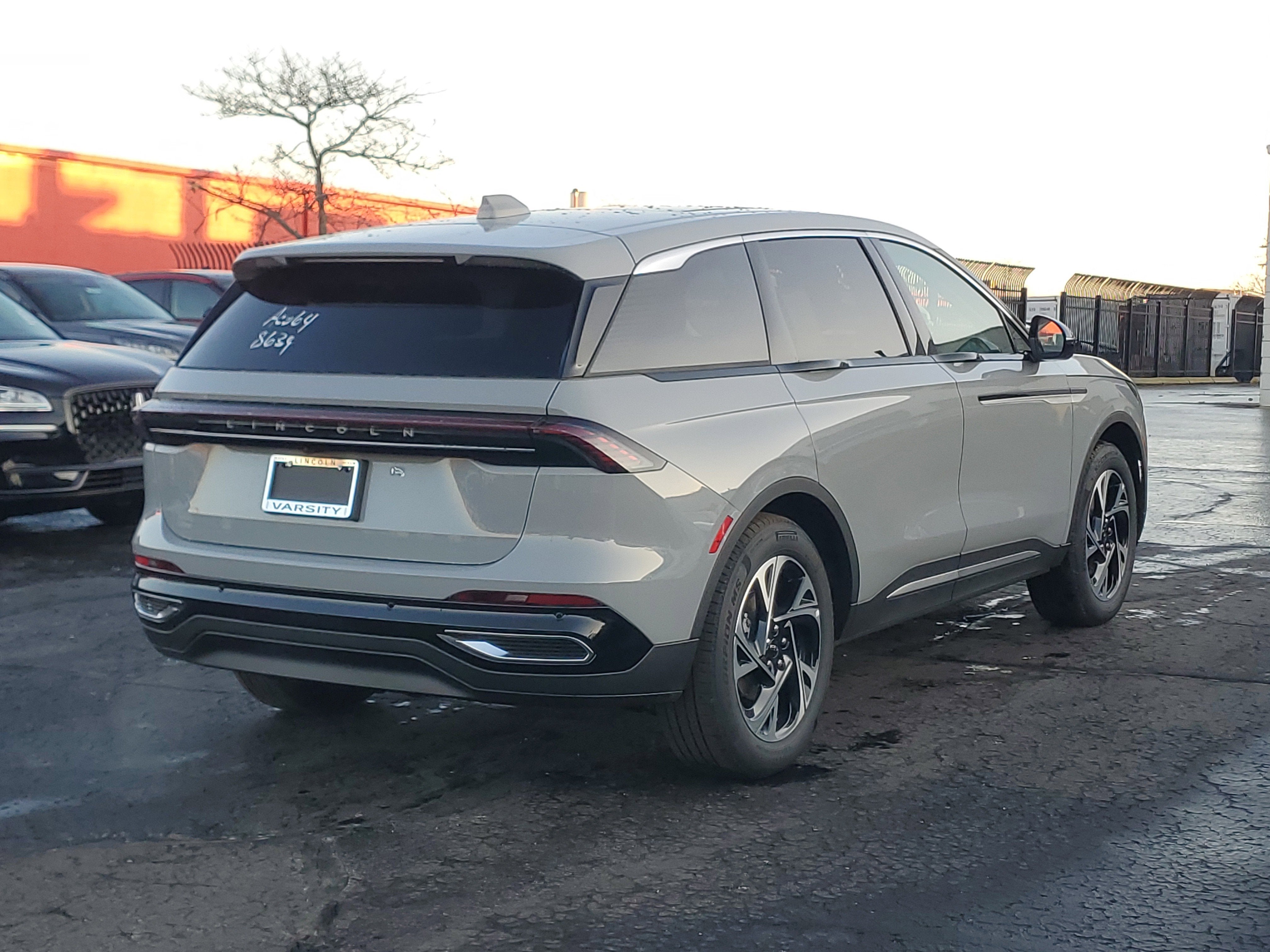 2026 Lincoln Nautilus Premiere Hybrid