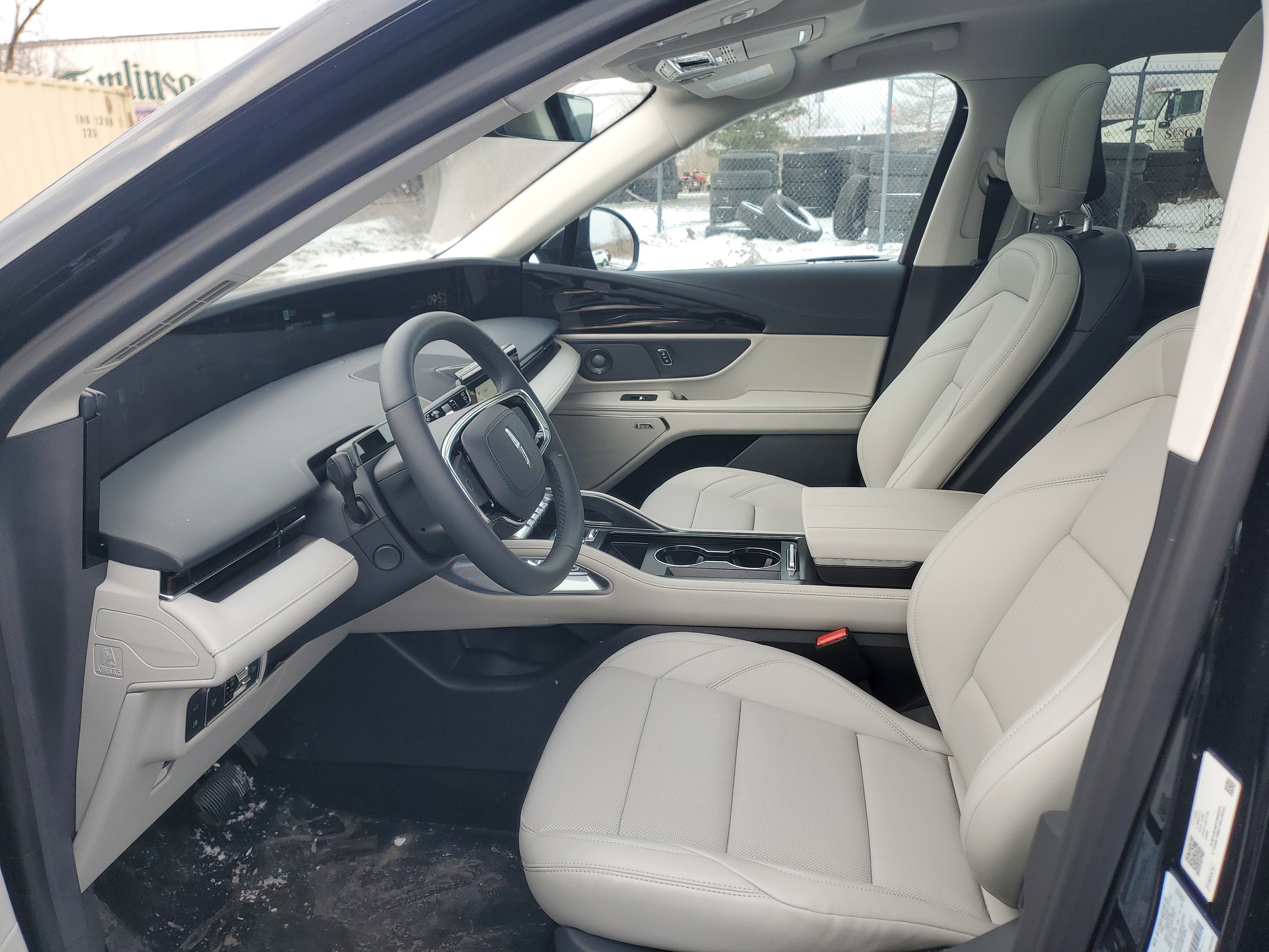 2026 Lincoln Nautilus Premiere Hybrid