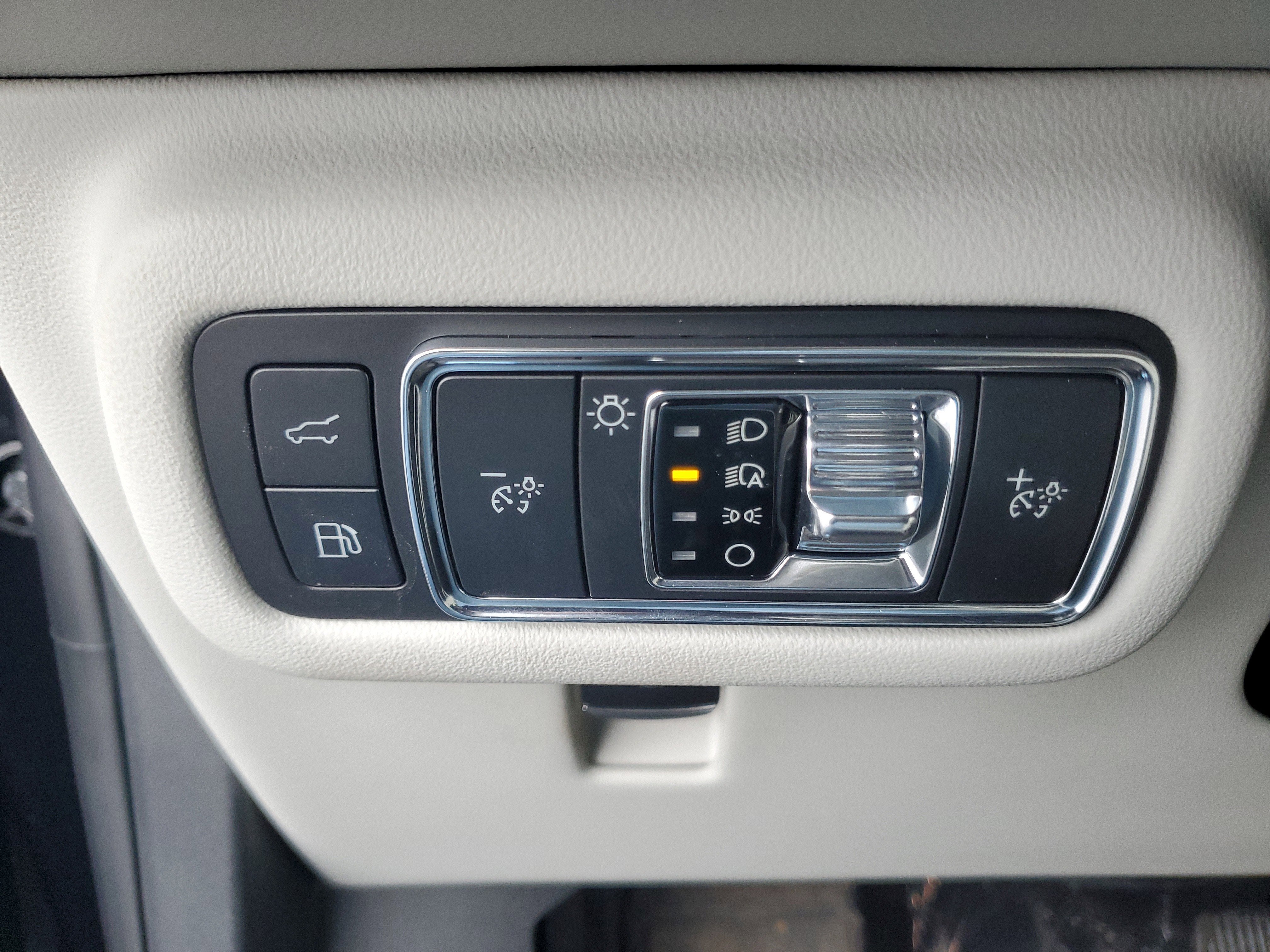 2026 Lincoln Nautilus Premiere Hybrid