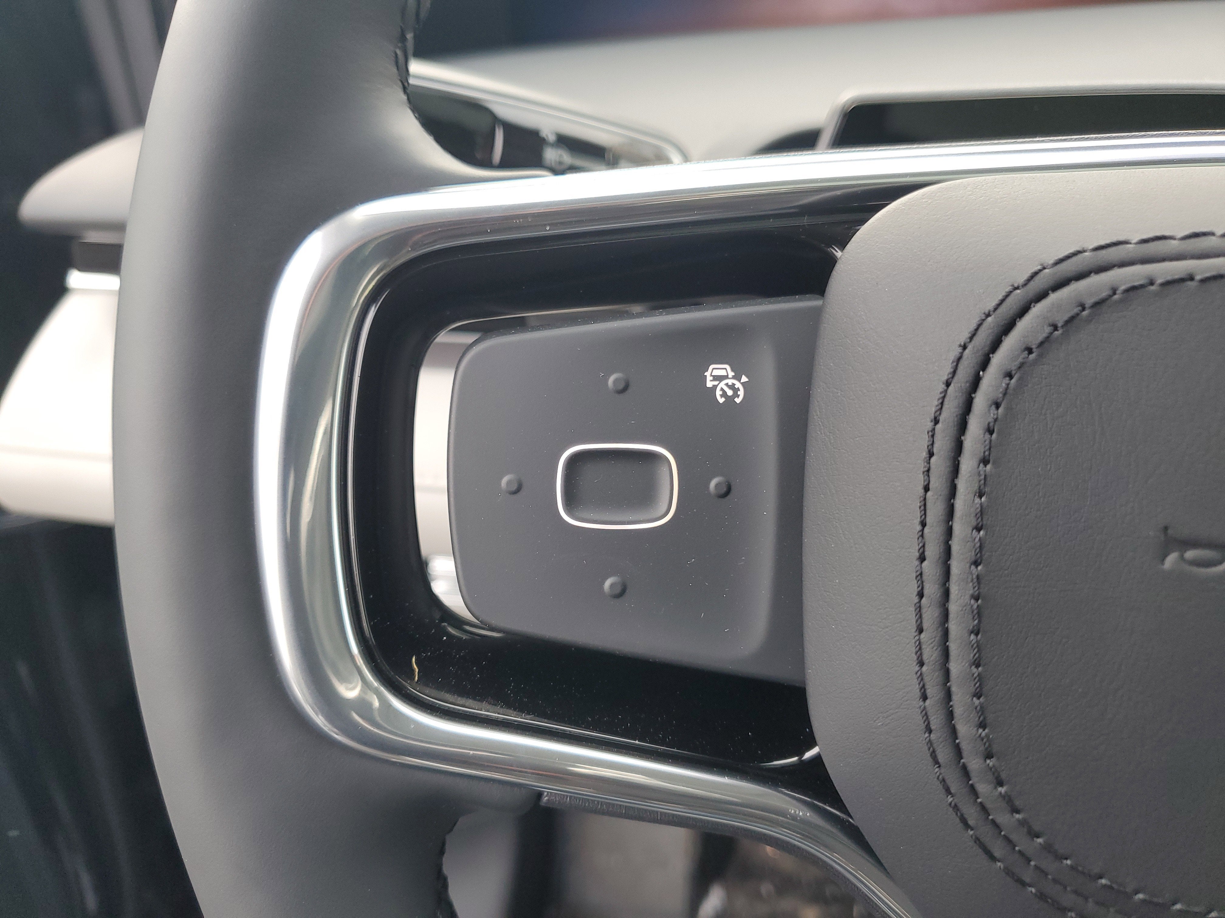 2026 Lincoln Nautilus Premiere Hybrid