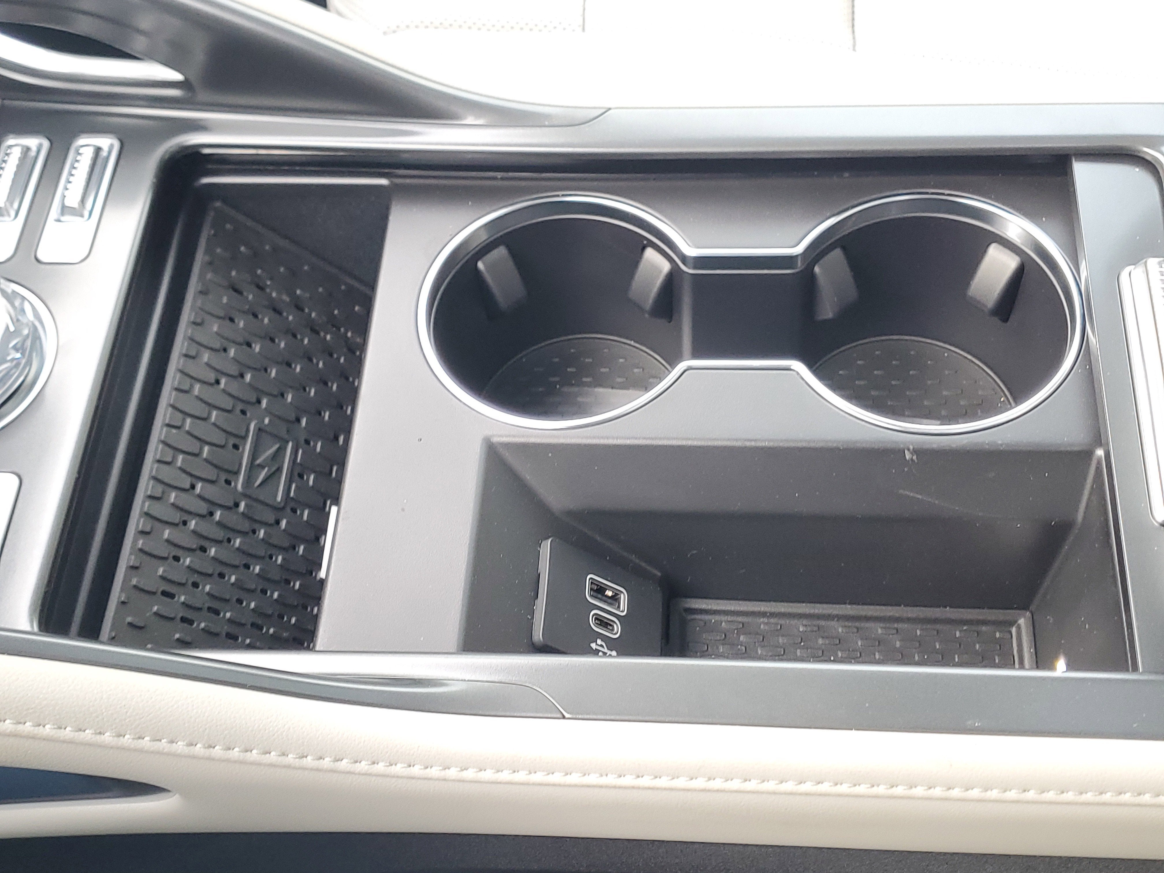 2026 Lincoln Nautilus Premiere Hybrid