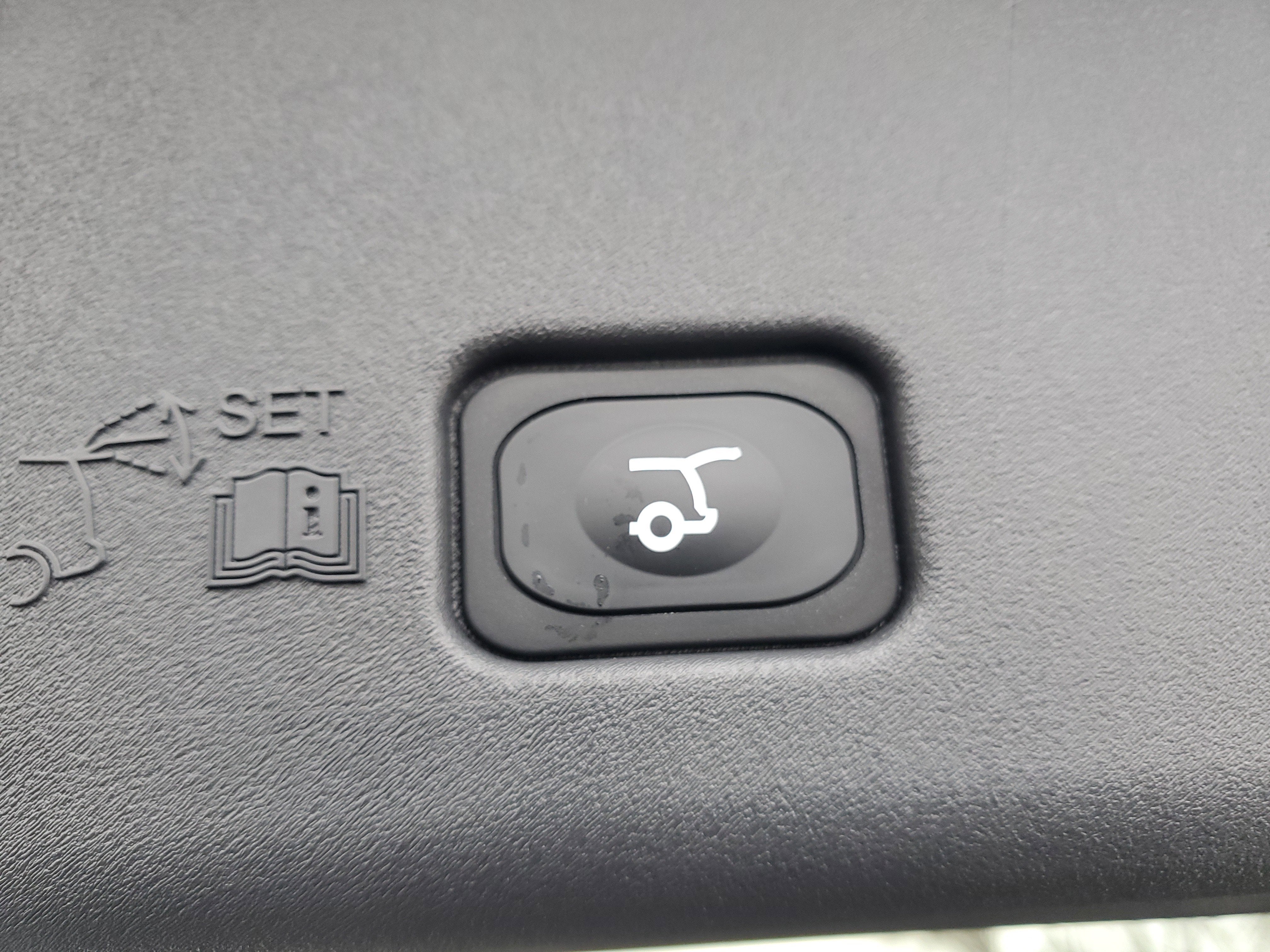 2026 Lincoln Nautilus Premiere Hybrid