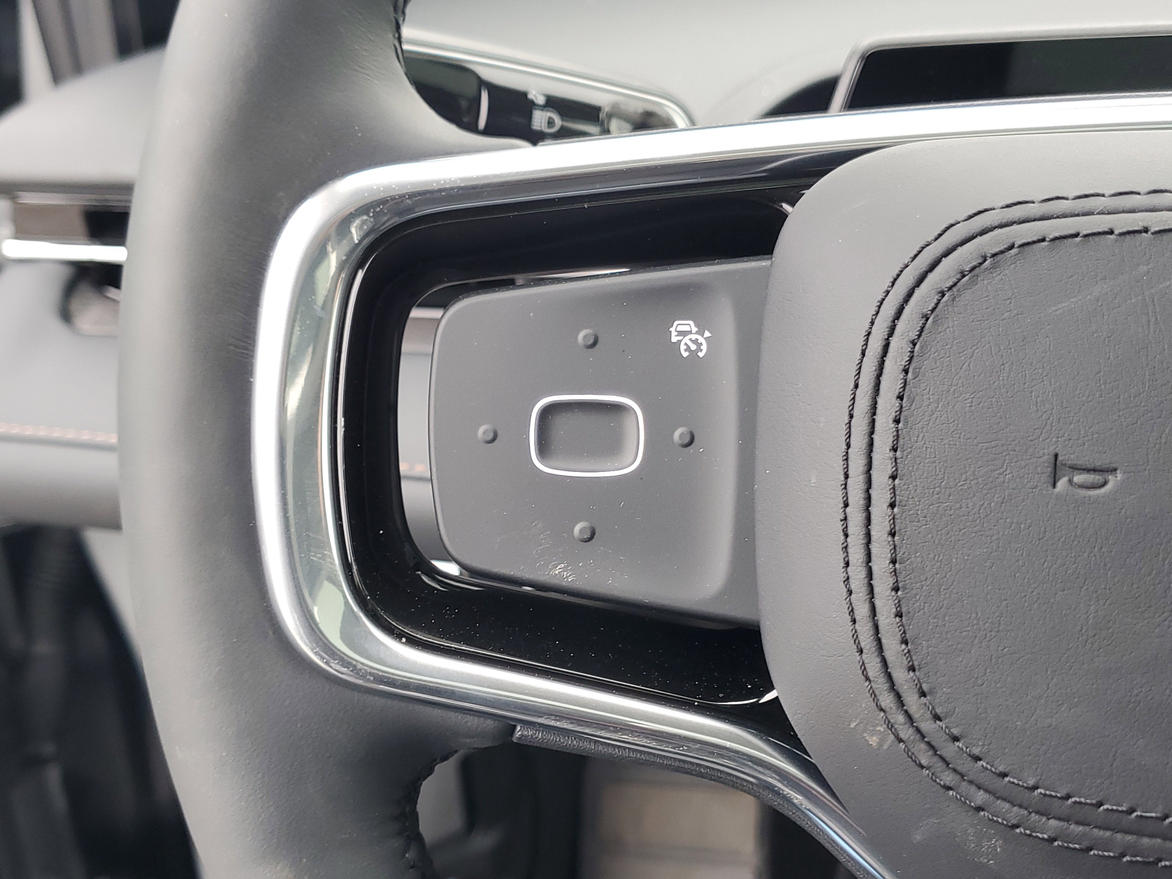 2026 Lincoln Nautilus Premiere Hybrid