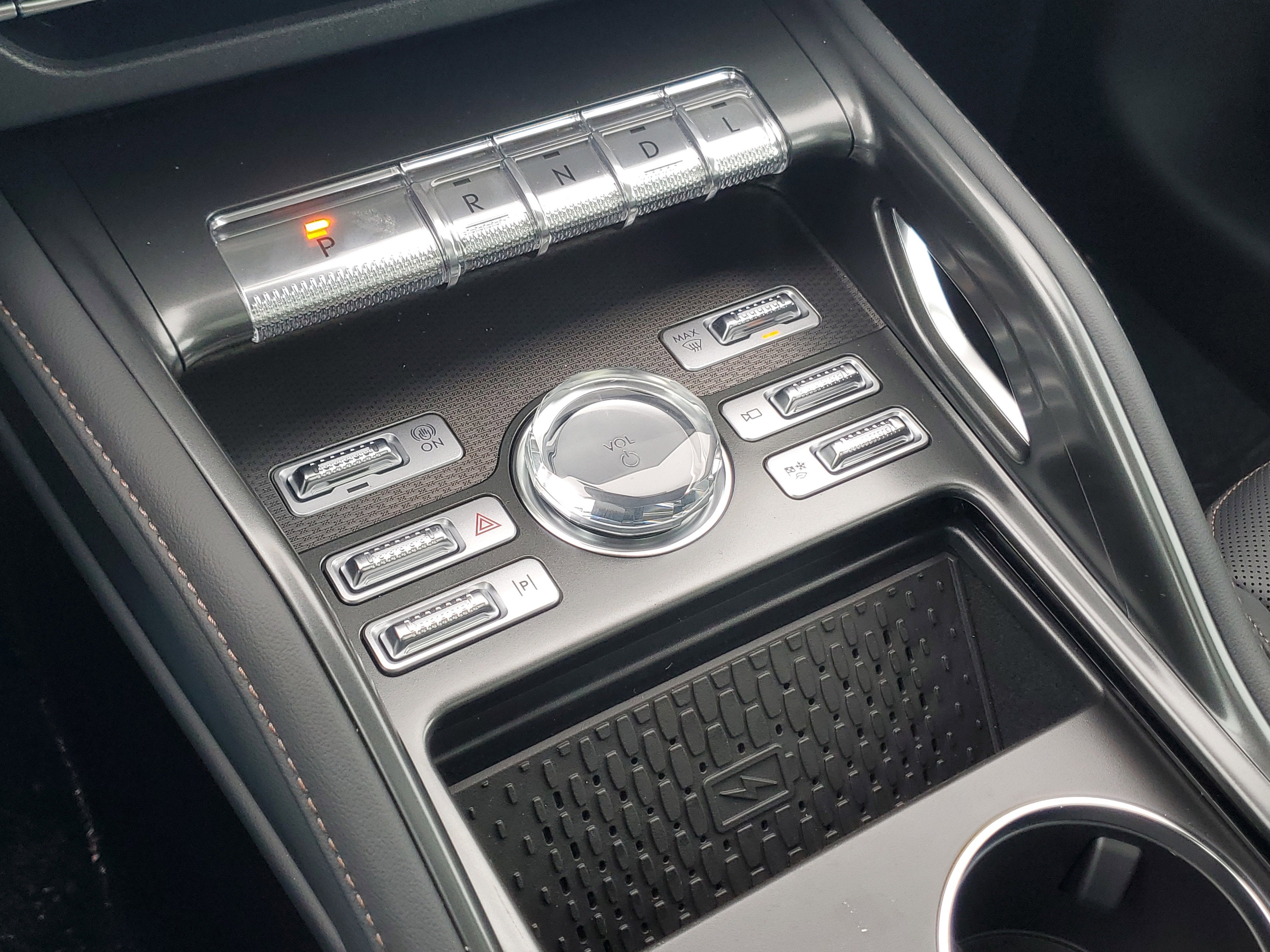 2026 Lincoln Nautilus Premiere Hybrid